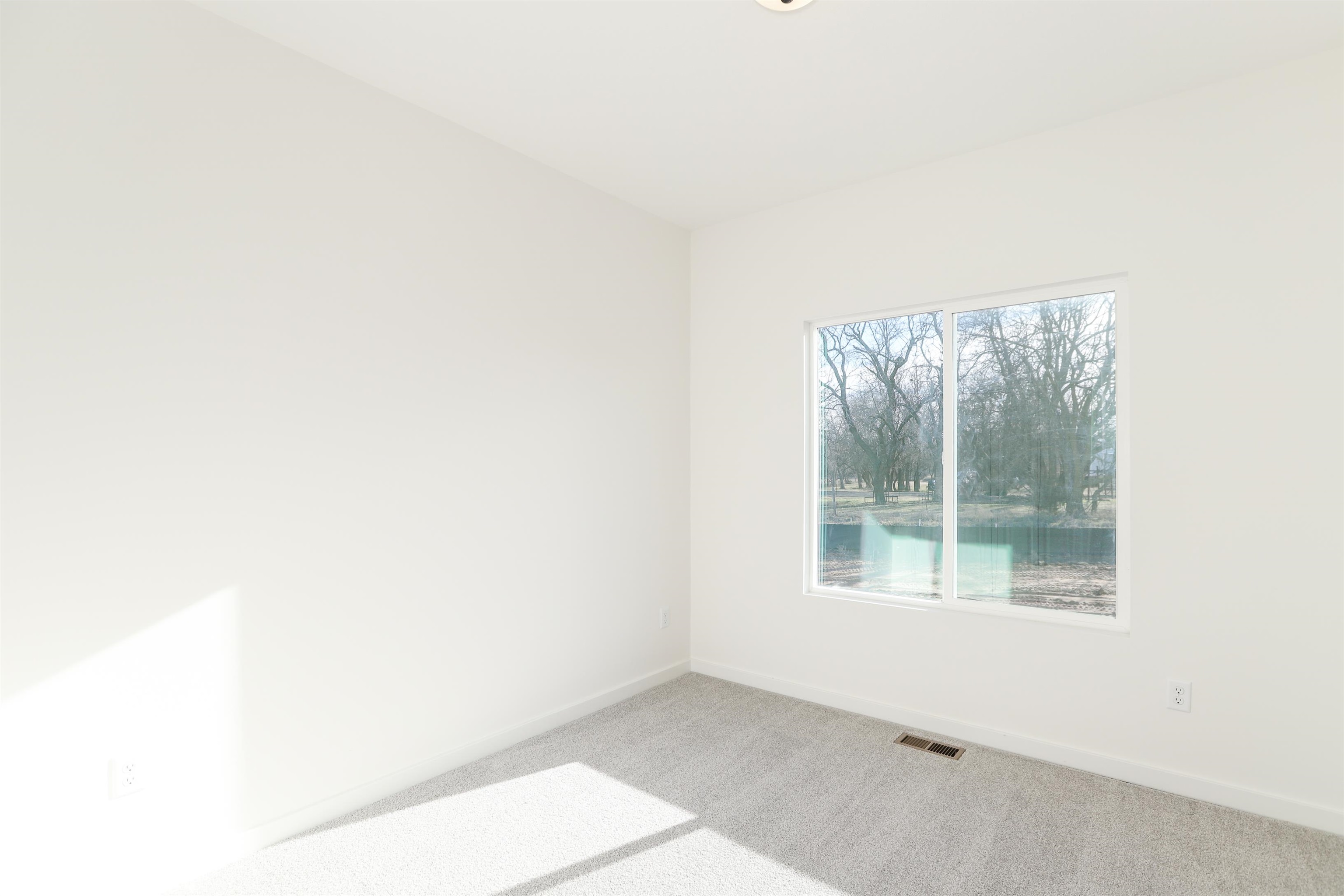 5269 Pinecrest Court N Bel Aire KS 67220