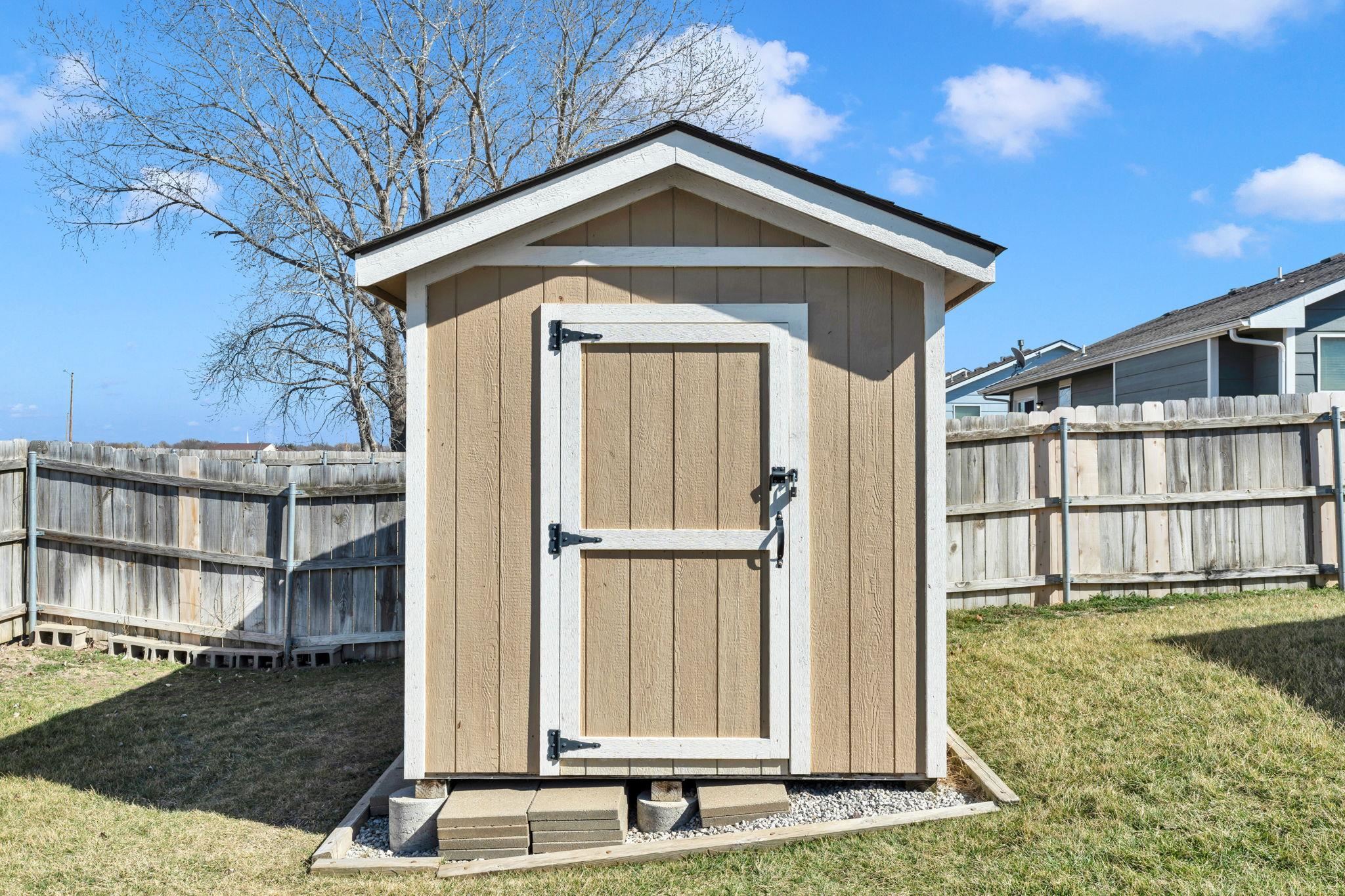 2218 W Schoolhouse Haysville KS 67060