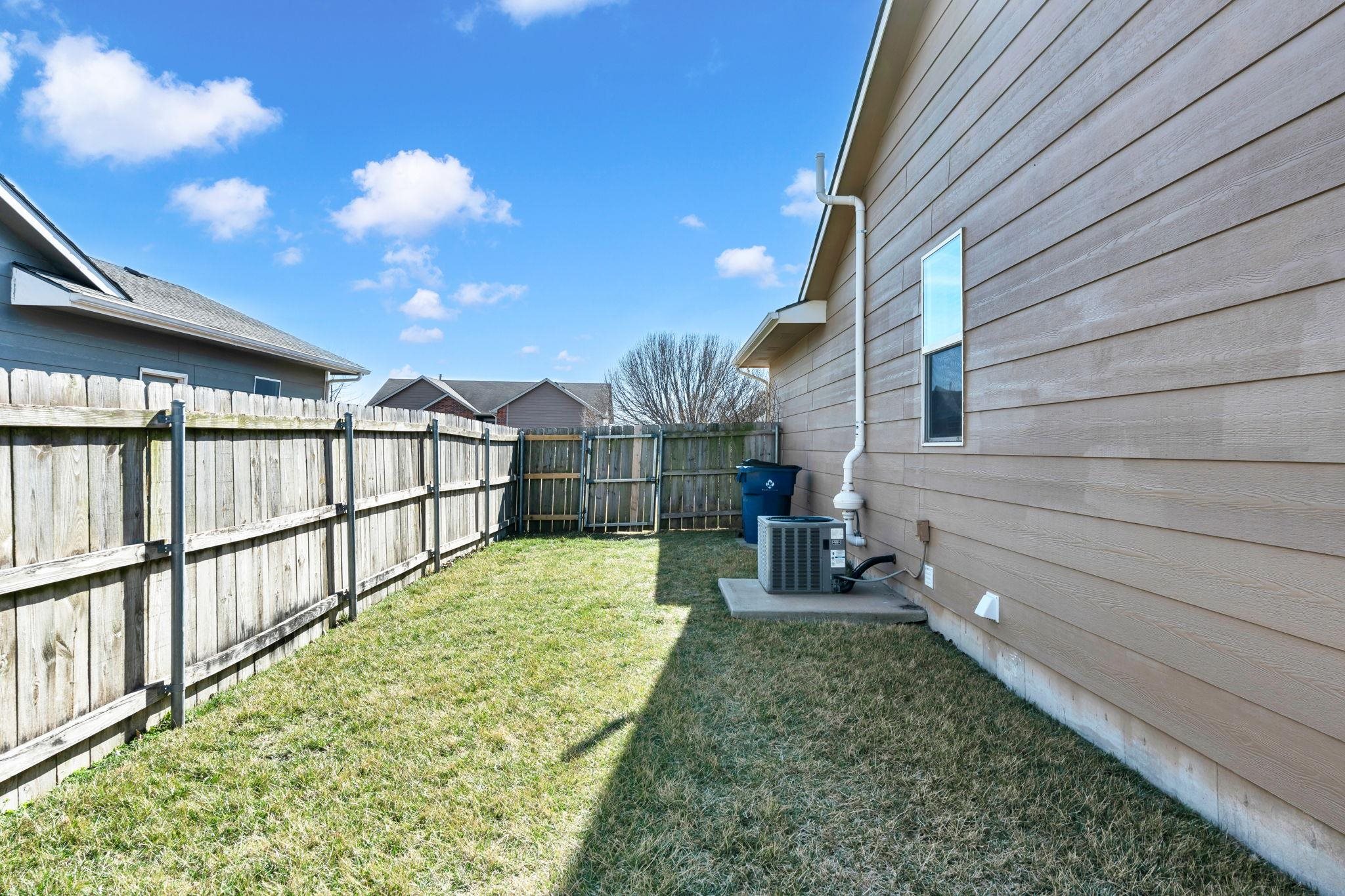 2218 W Schoolhouse Haysville KS 67060