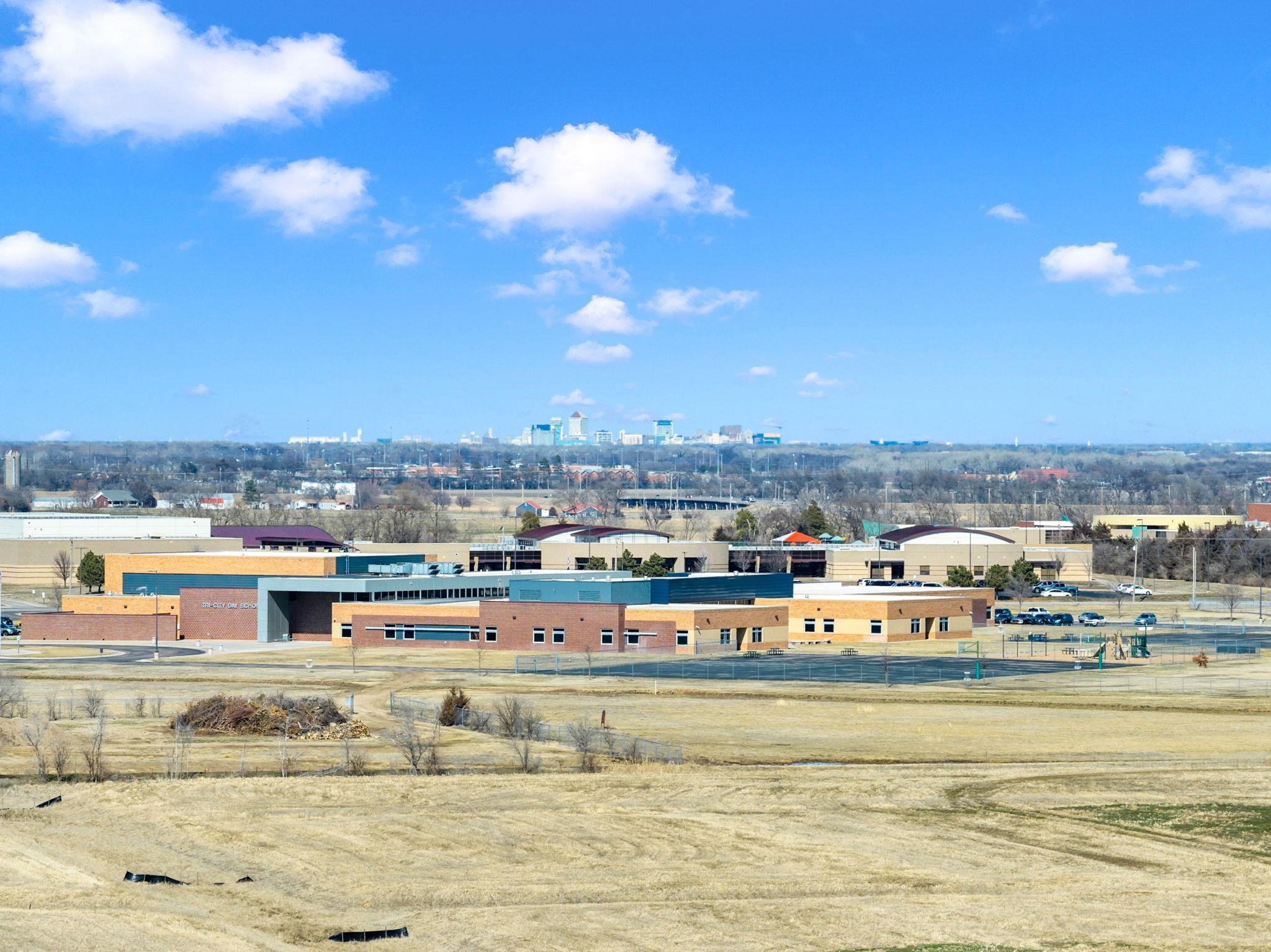 2218 W Schoolhouse Haysville KS 67060