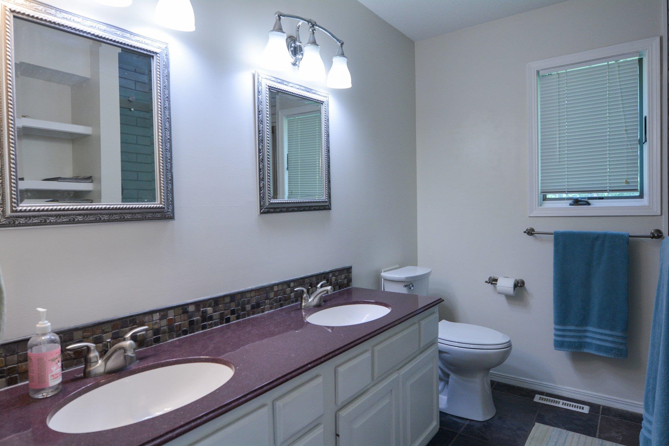 5042 N Primrose Court Park City KS 67219