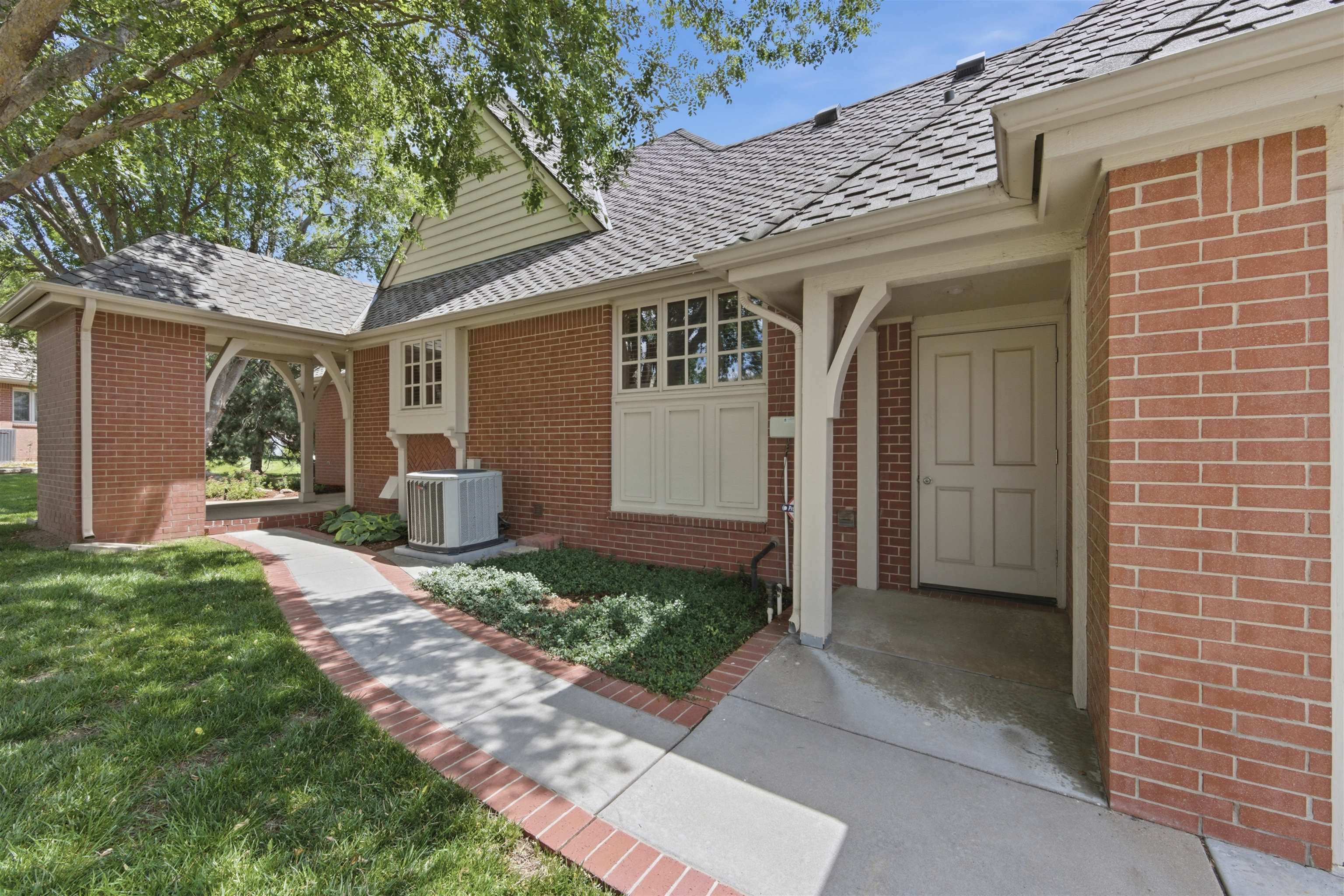 9120 E Autumn Chase Wichita KS 67206
