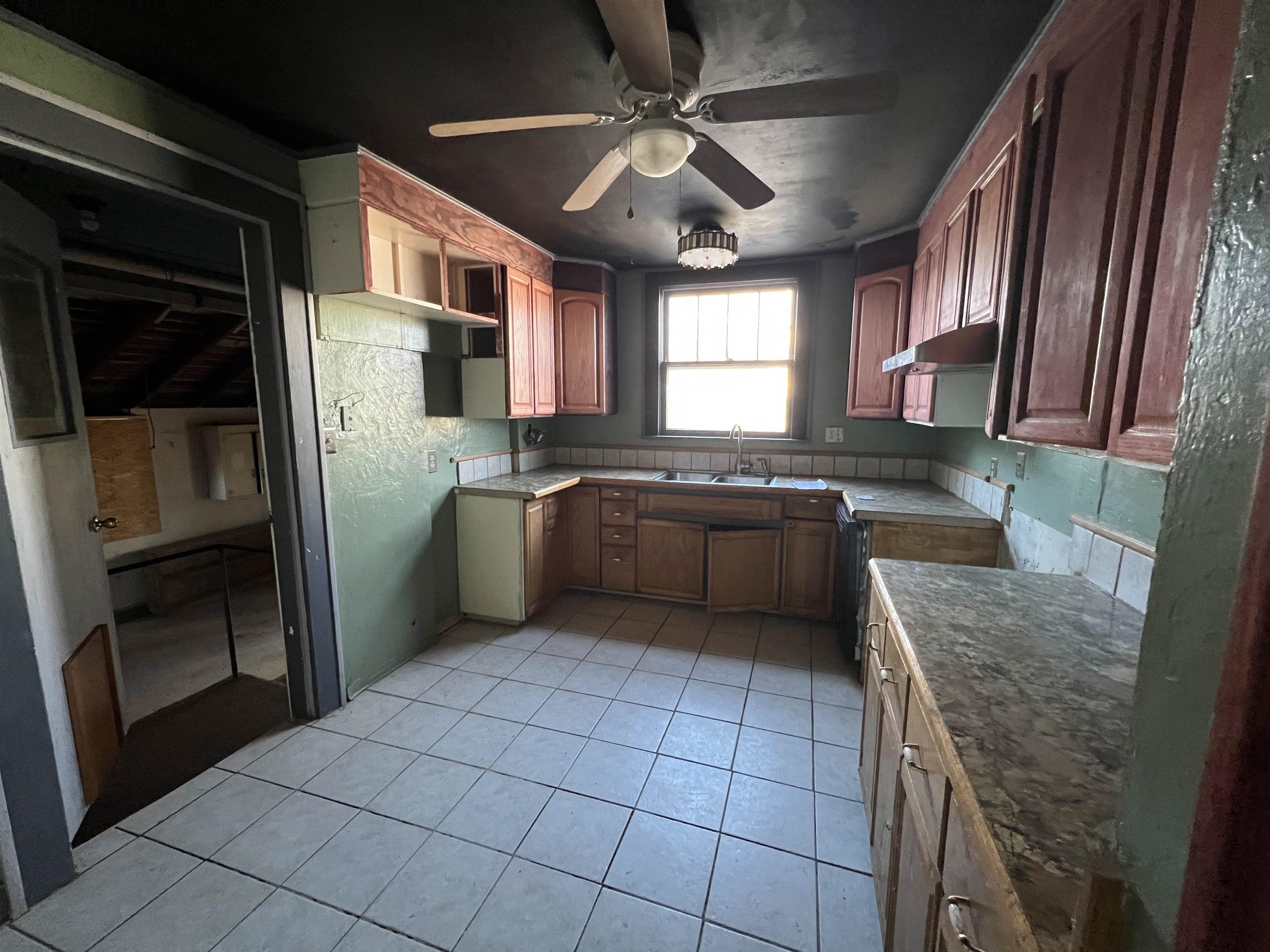 323 W 4th Street Wellington KS 67152