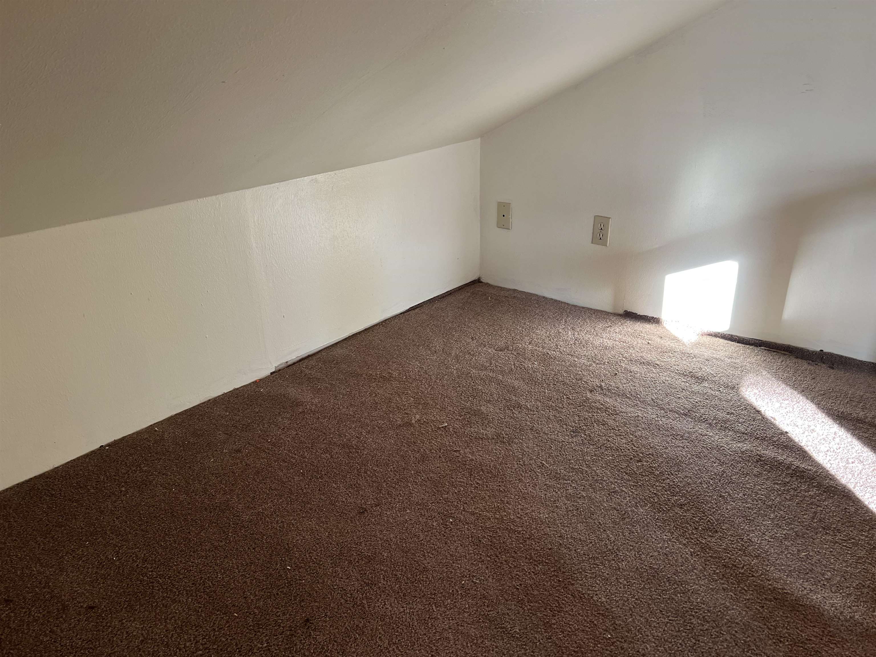 323 W 4th Street Wellington KS 67152