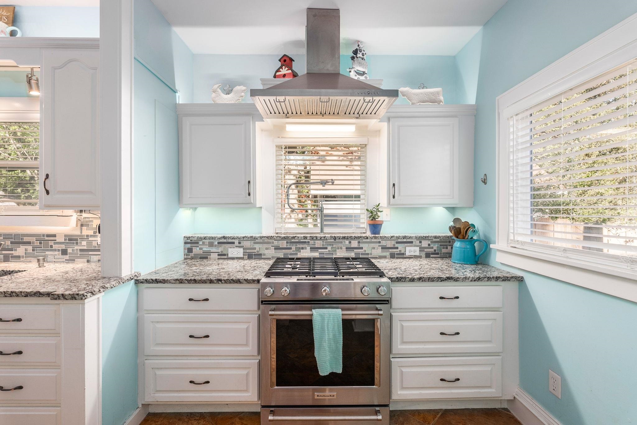 108 E 8th Street Sedgwick KS 67135