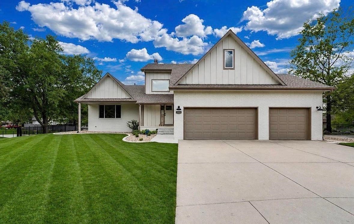 12113 W Ridgepoint Court Wichita KS 67235-9745