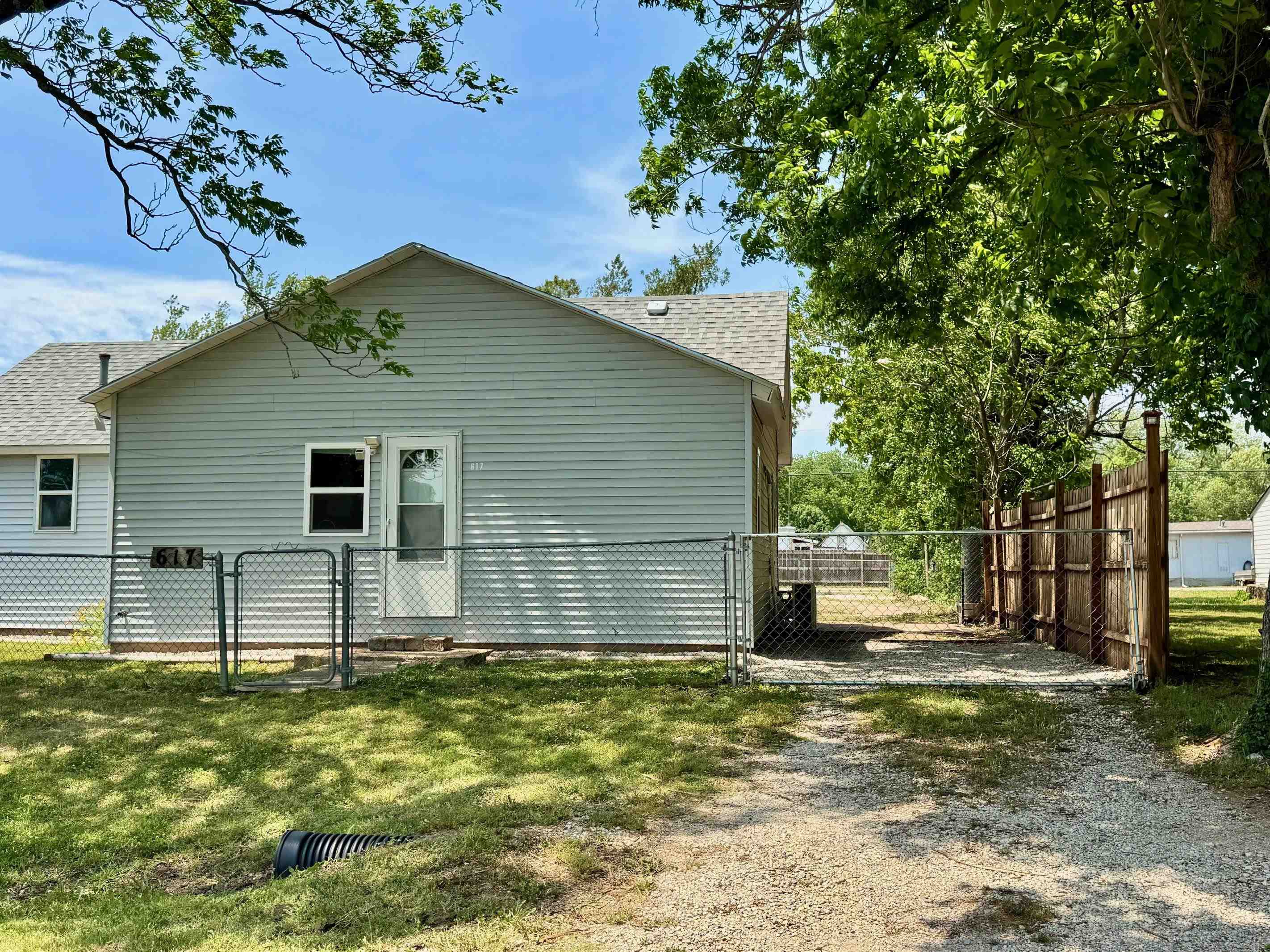 617 N Washington Street Belle Plaine KS 67013