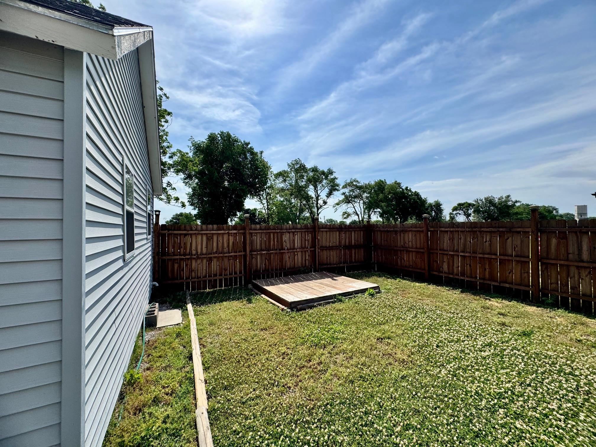 617 N Washington Street Belle Plaine KS 67013