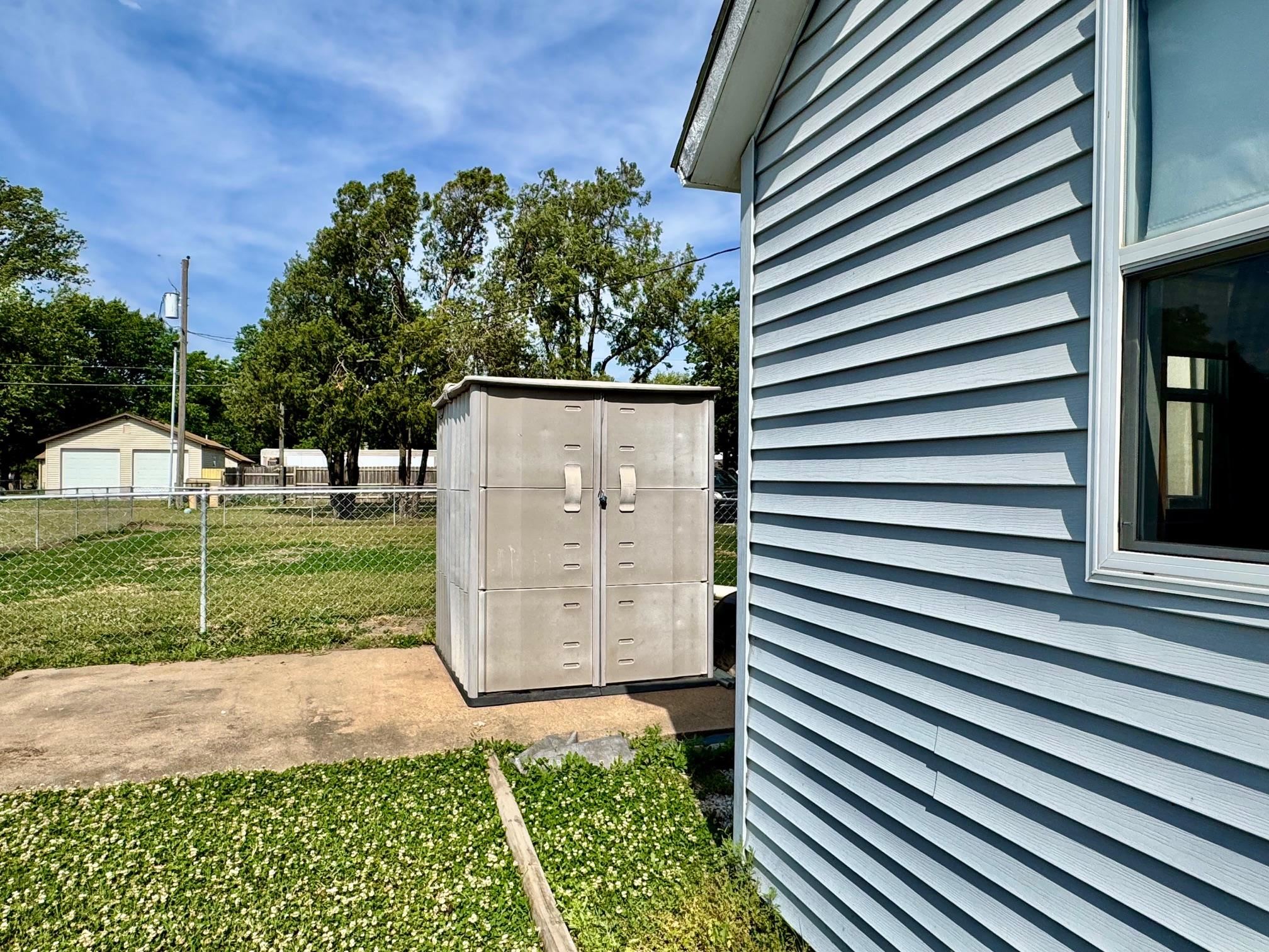 617 N Washington Street Belle Plaine KS 67013
