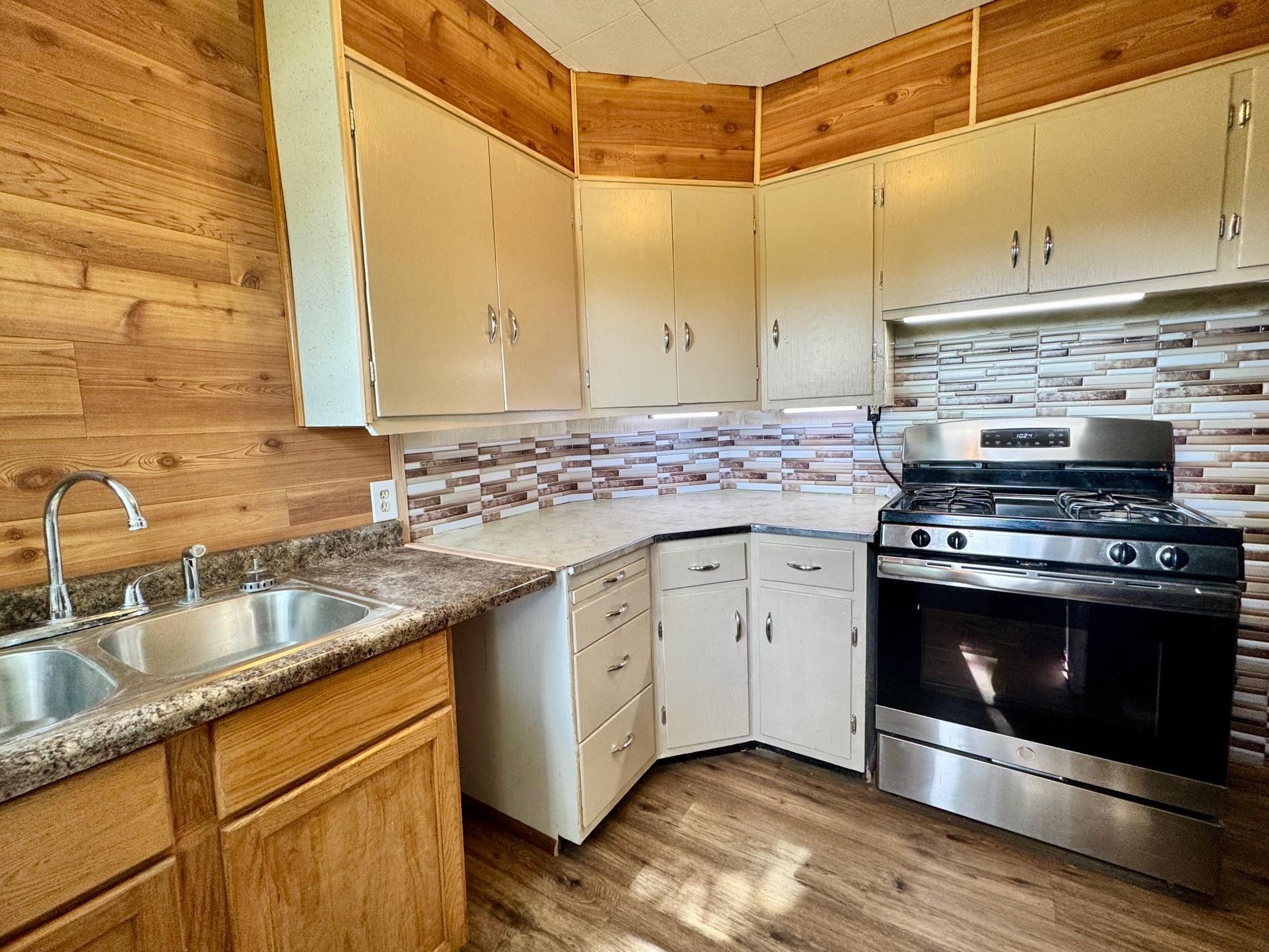 617 N Washington Street Belle Plaine KS 67013