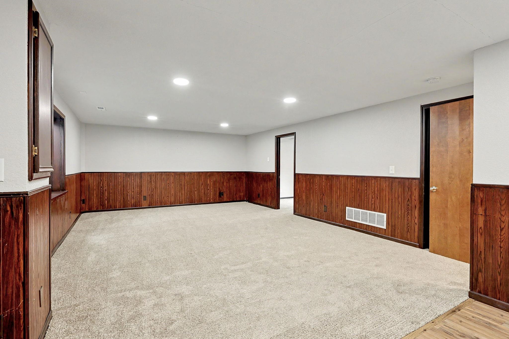 326 N Shefford Wichita KS 67212