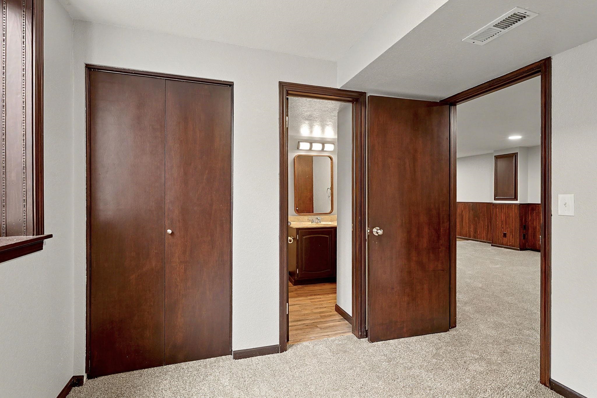 326 N Shefford Wichita KS 67212