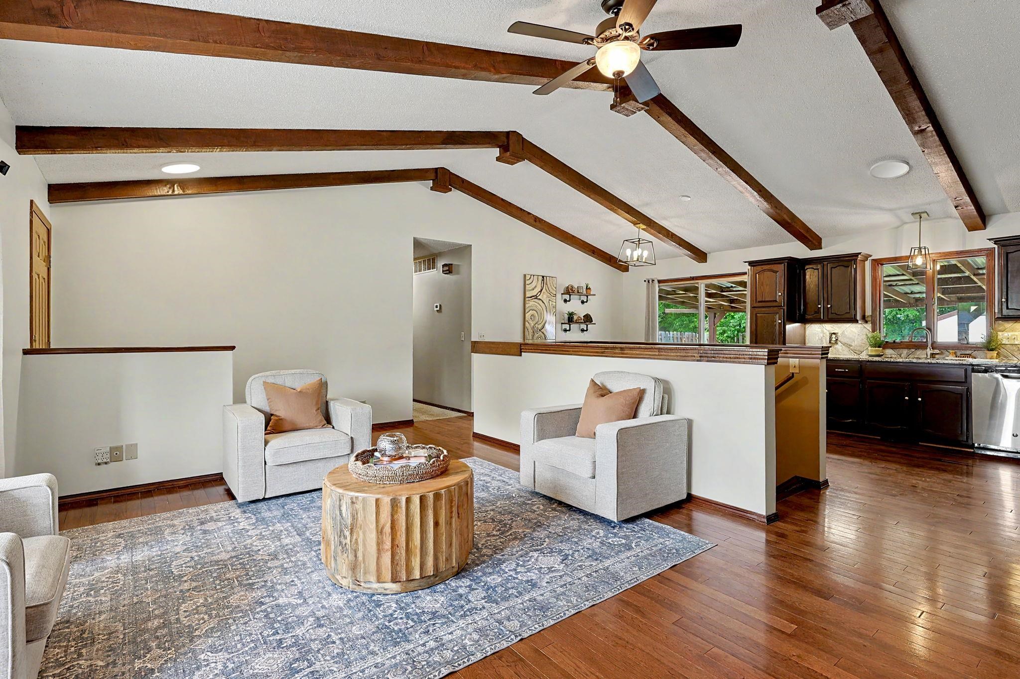 326 N Shefford Wichita KS 67212