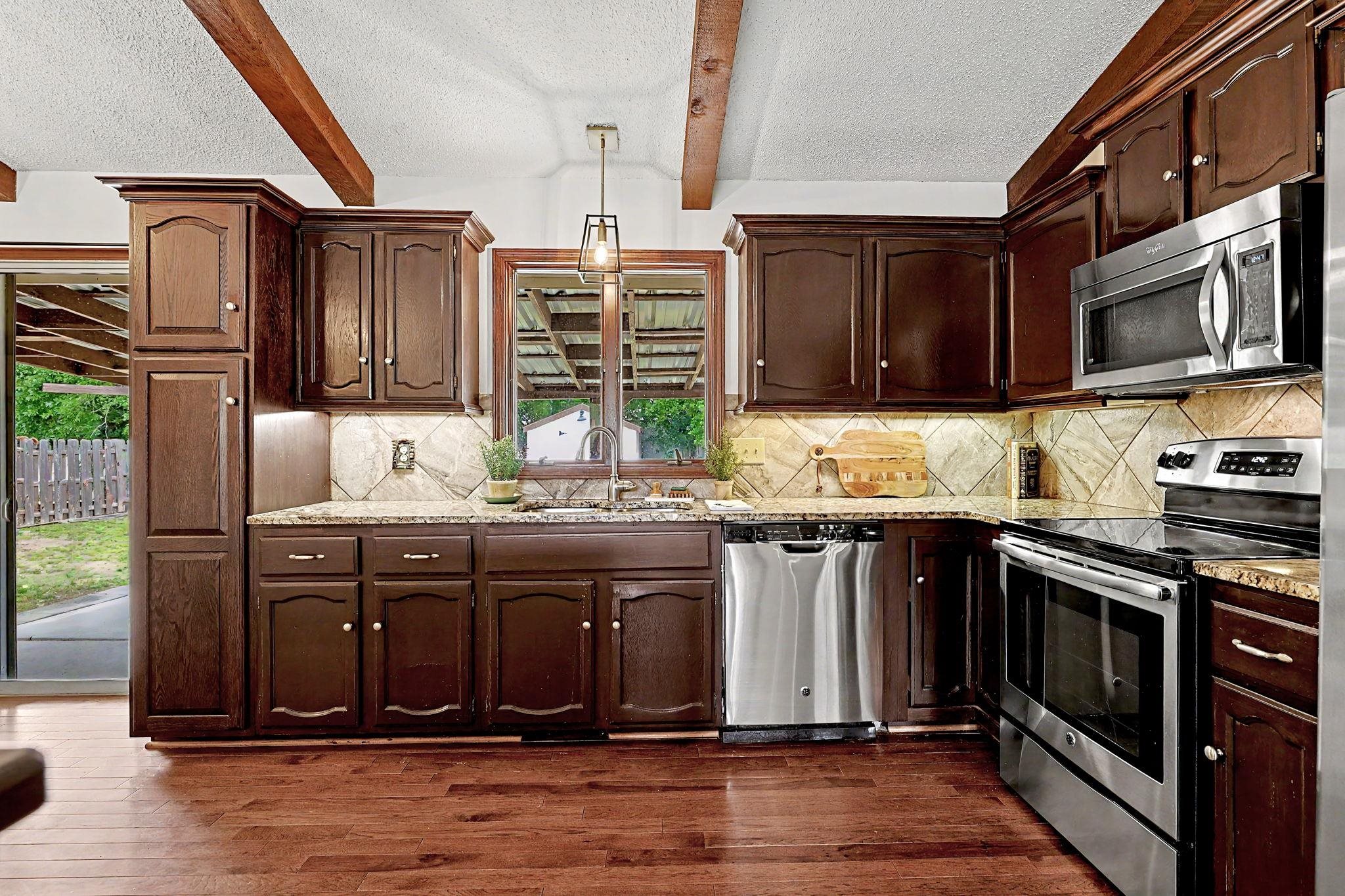 326 N Shefford Wichita KS 67212