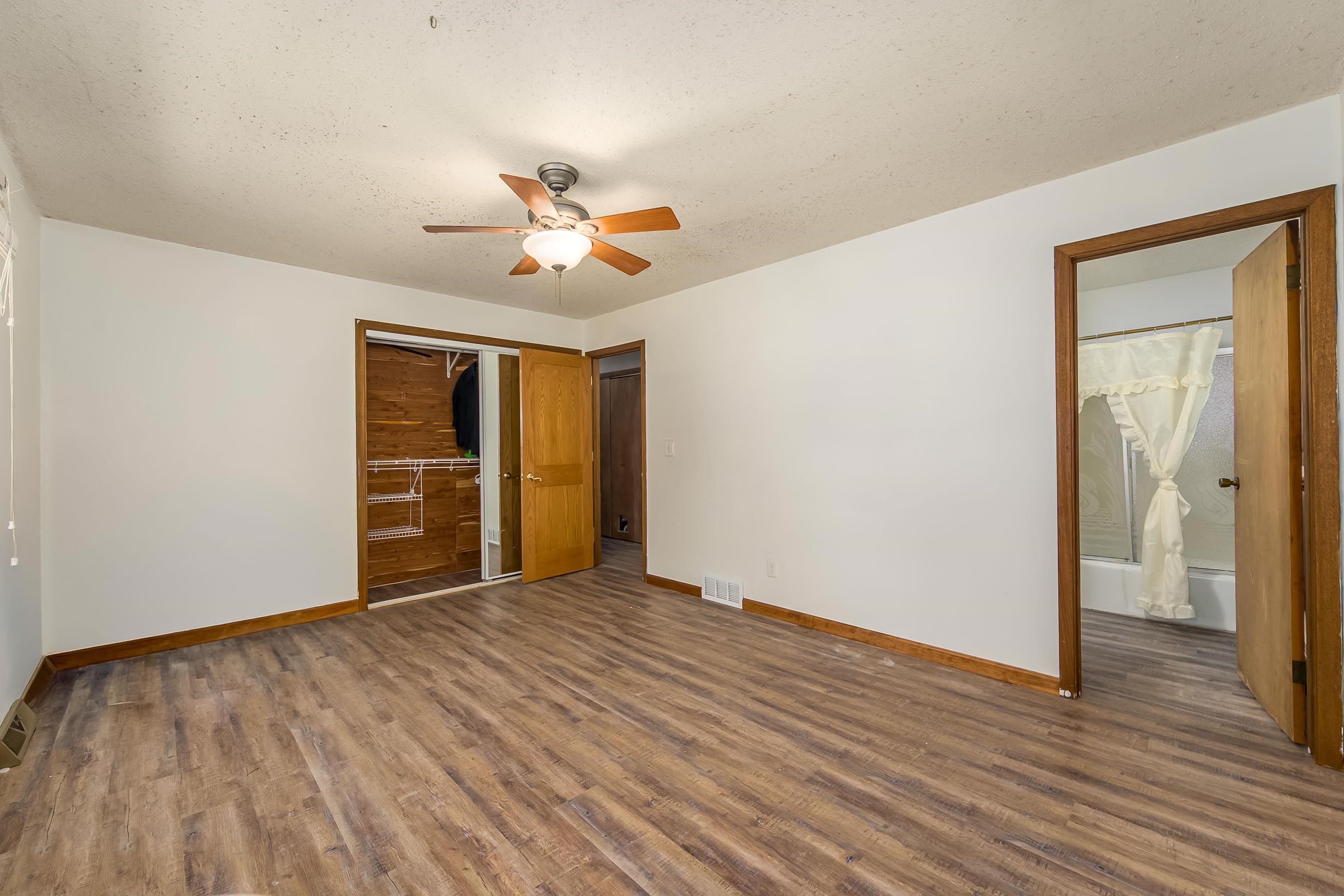 1403 N Webb Road Mulvane KS 67110