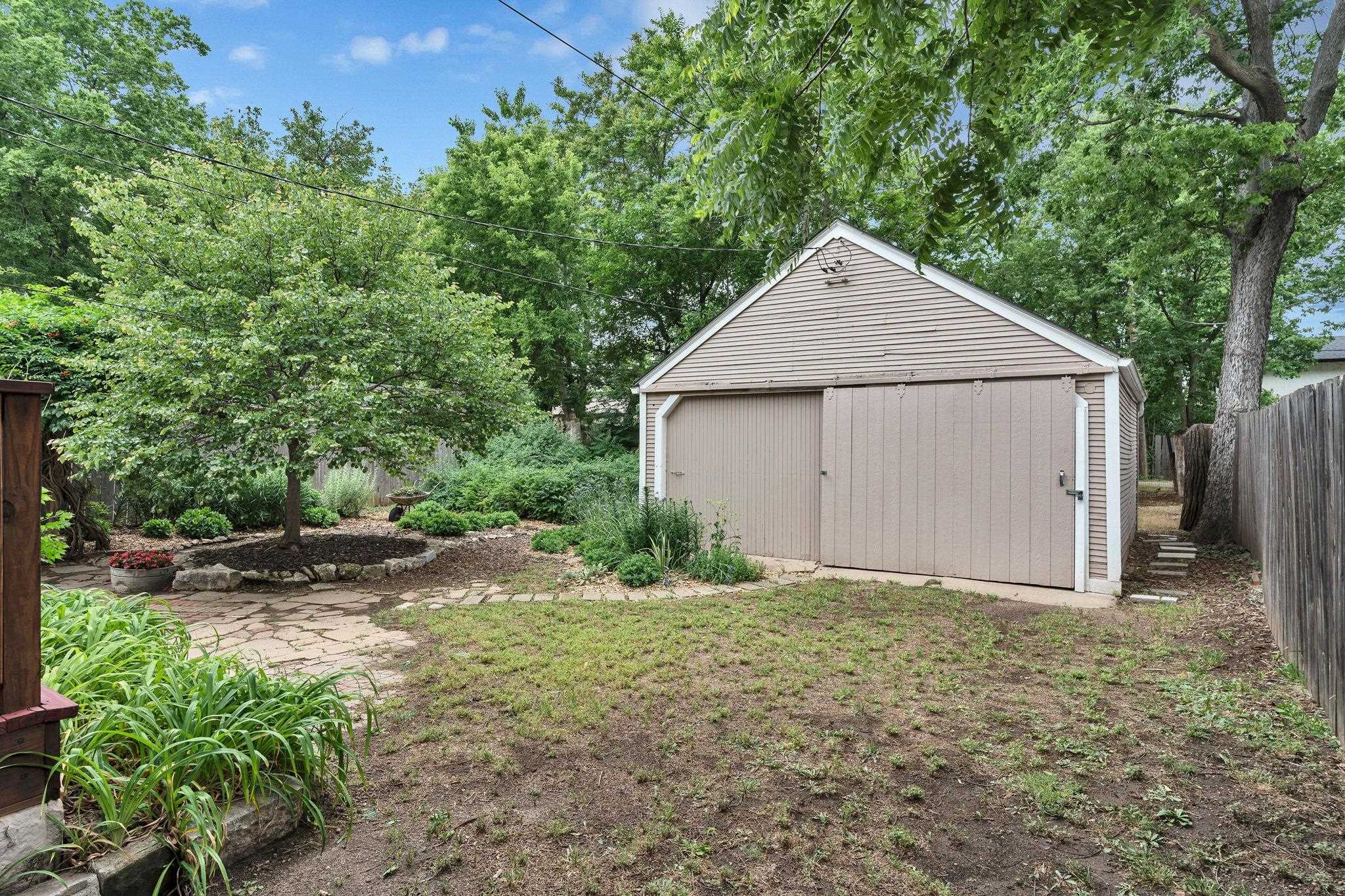 1337 N Wellington Place Wichita KS 67203