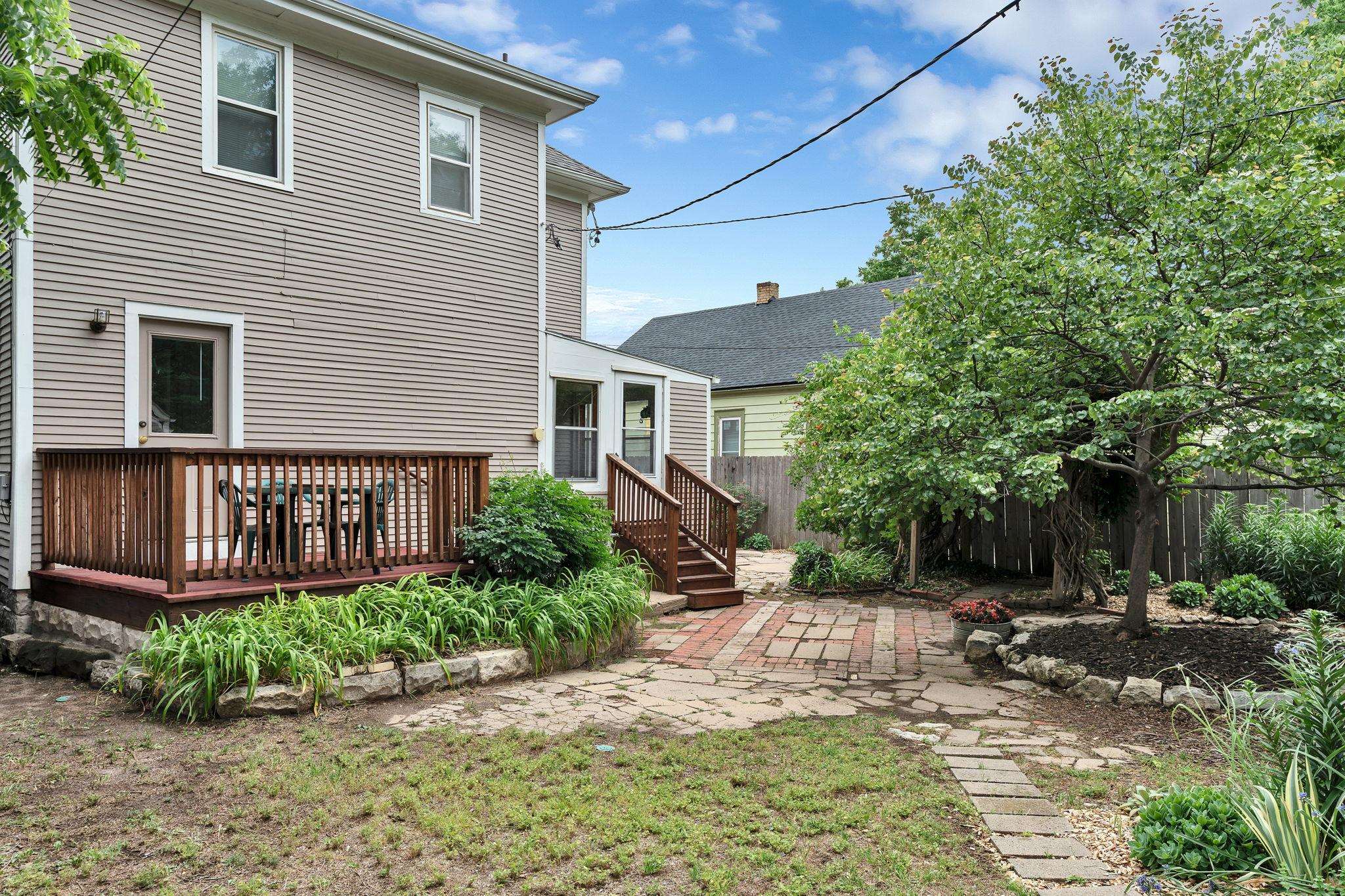 1337 N Wellington Place Wichita KS 67203