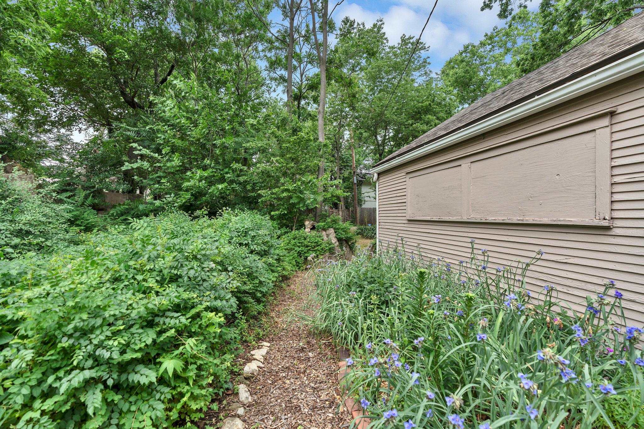 1337 N Wellington Place Wichita KS 67203