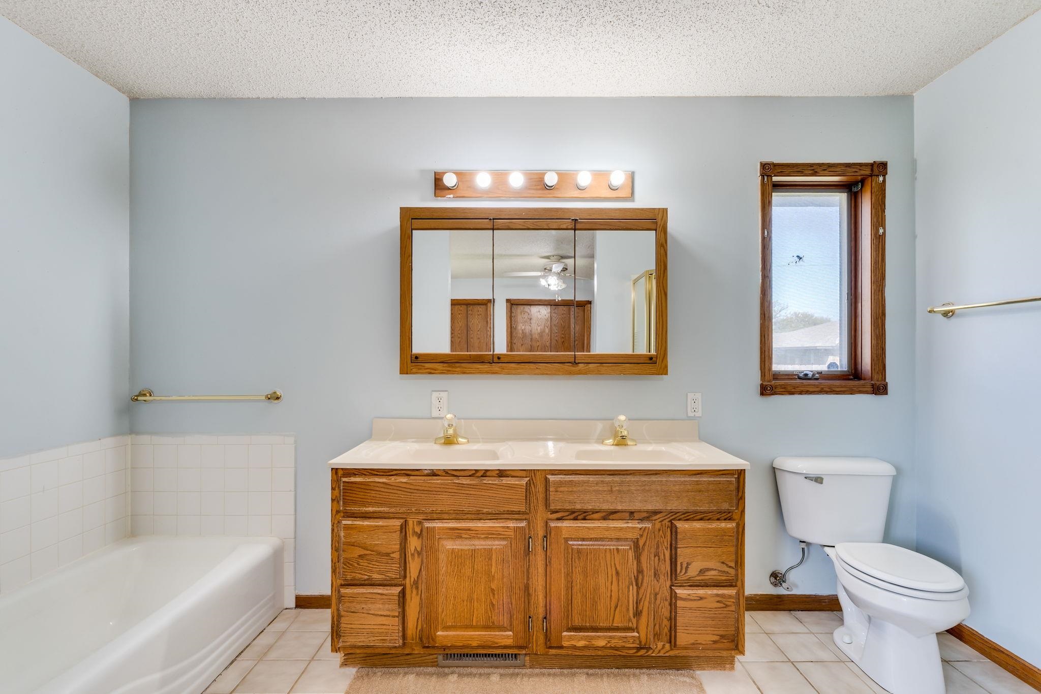 205 Parkview Drive Burrton KS 67020