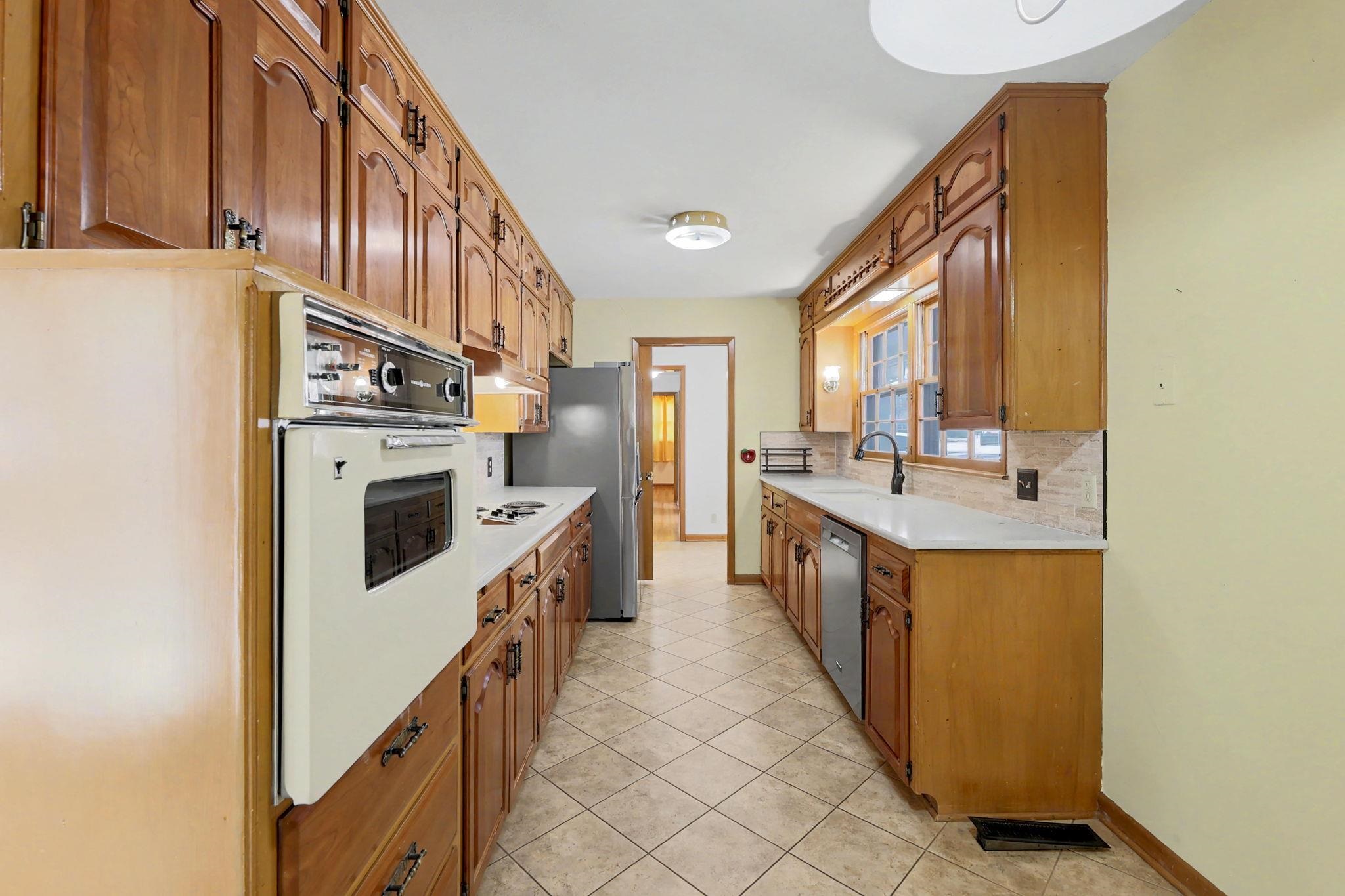 6415 E Rockwood Drive Wichita KS 67206