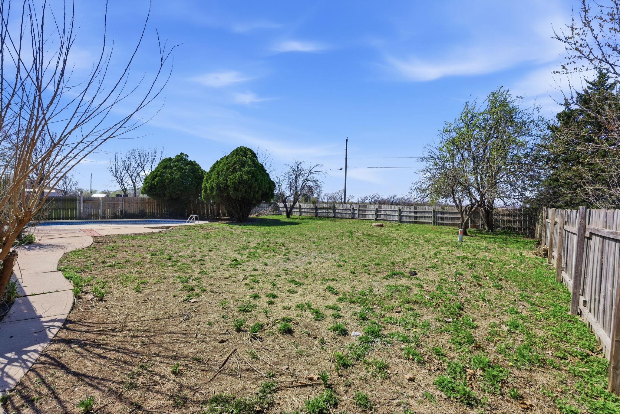 1637 N Timberline Drive Rose Hill KS 67133