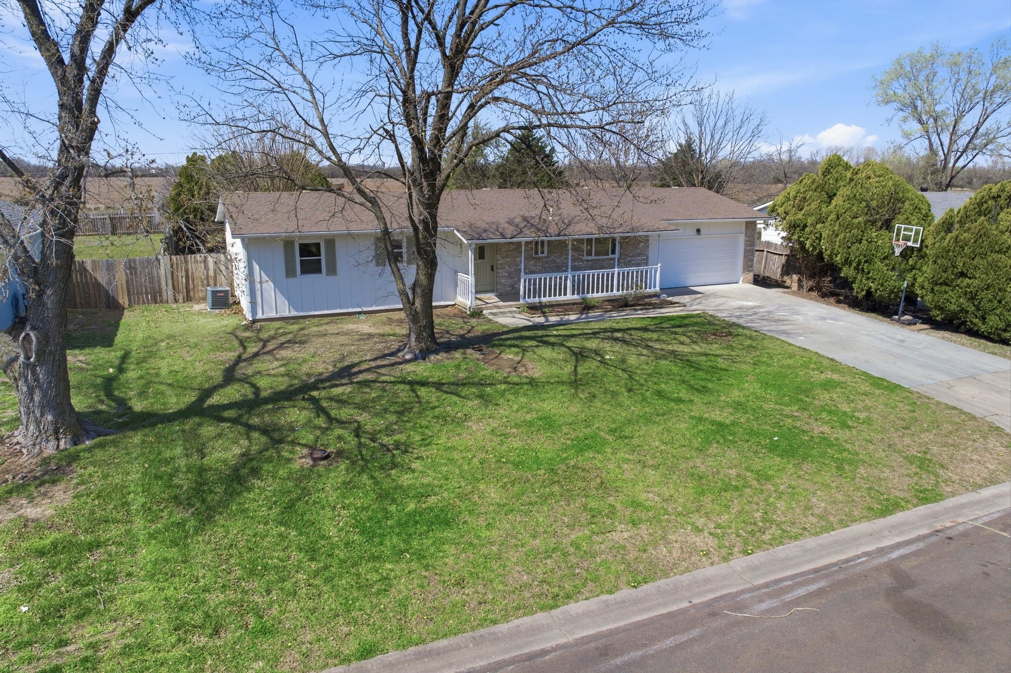 1637 N Timberline Drive Rose Hill KS 67133