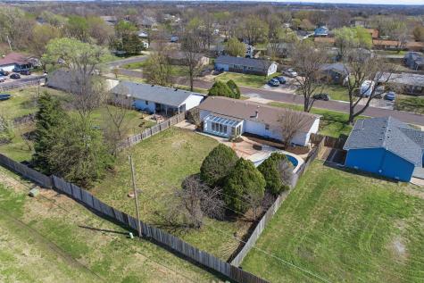 1637 N Timberline Drive Rose Hill KS 67133