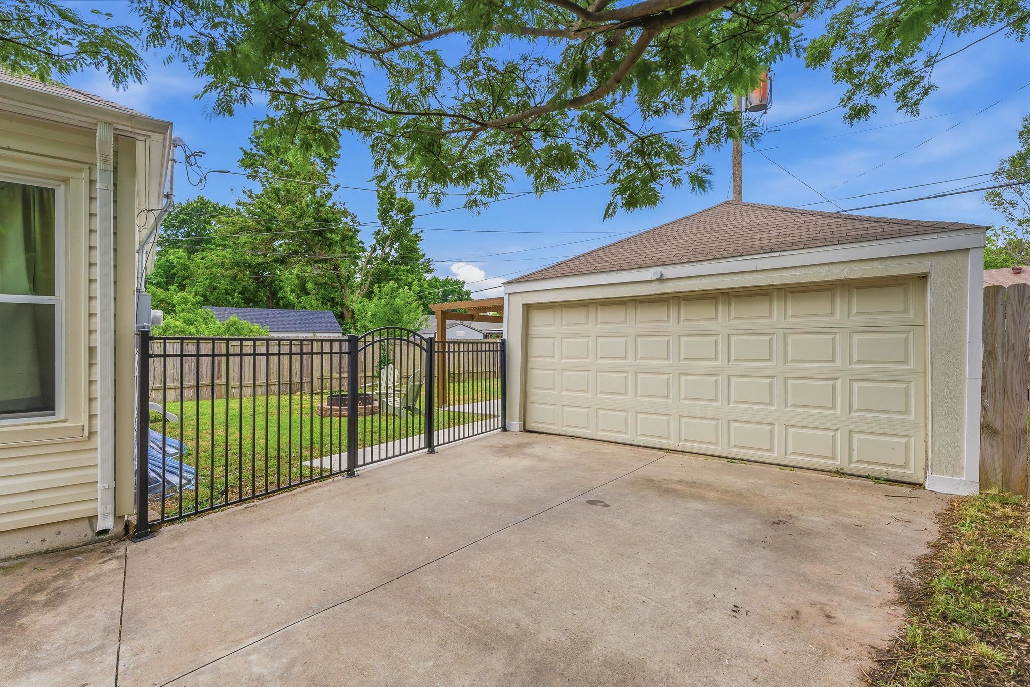 225 S Bleckley Drive Wichita KS 67218