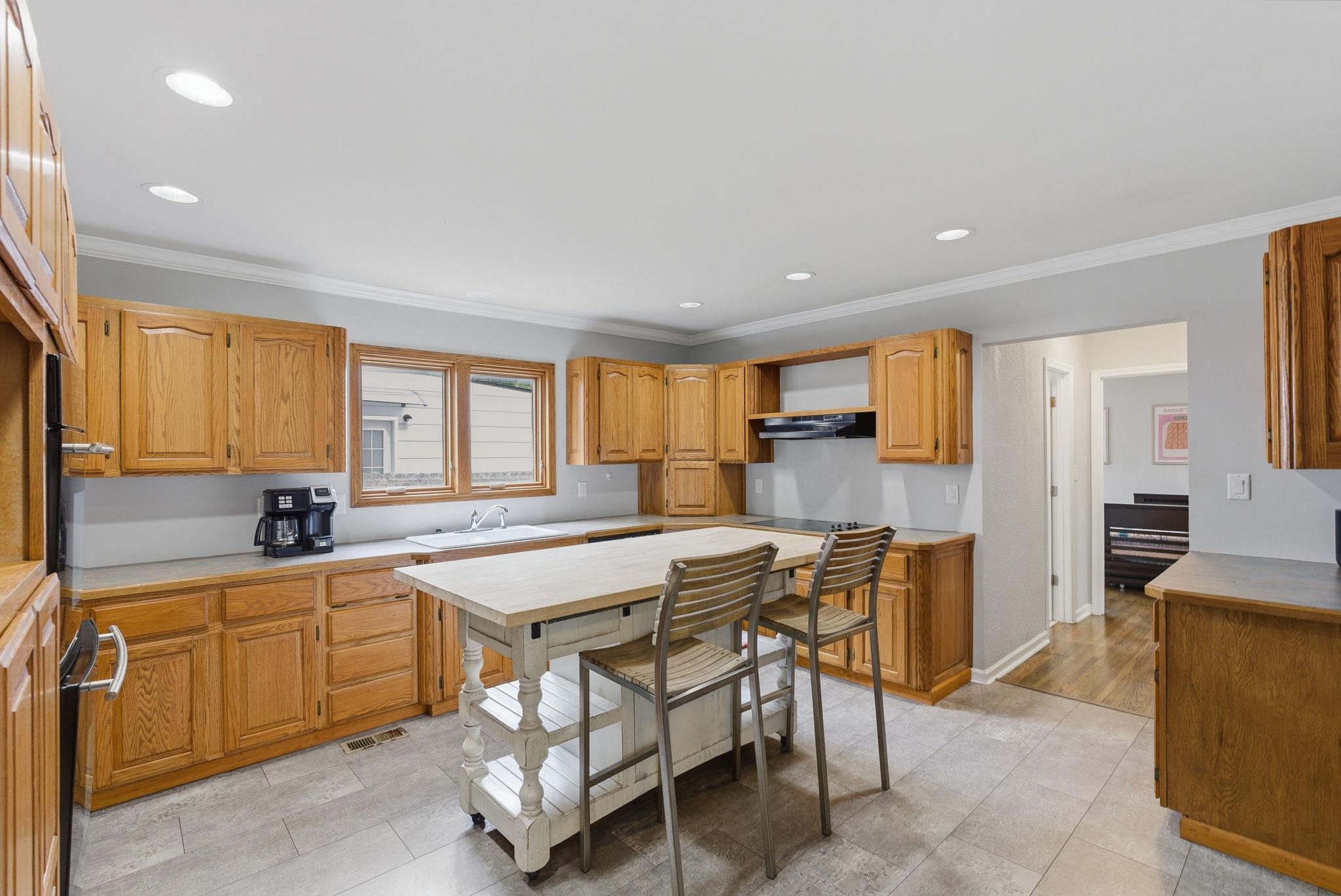 225 S Bleckley Drive Wichita KS 67218