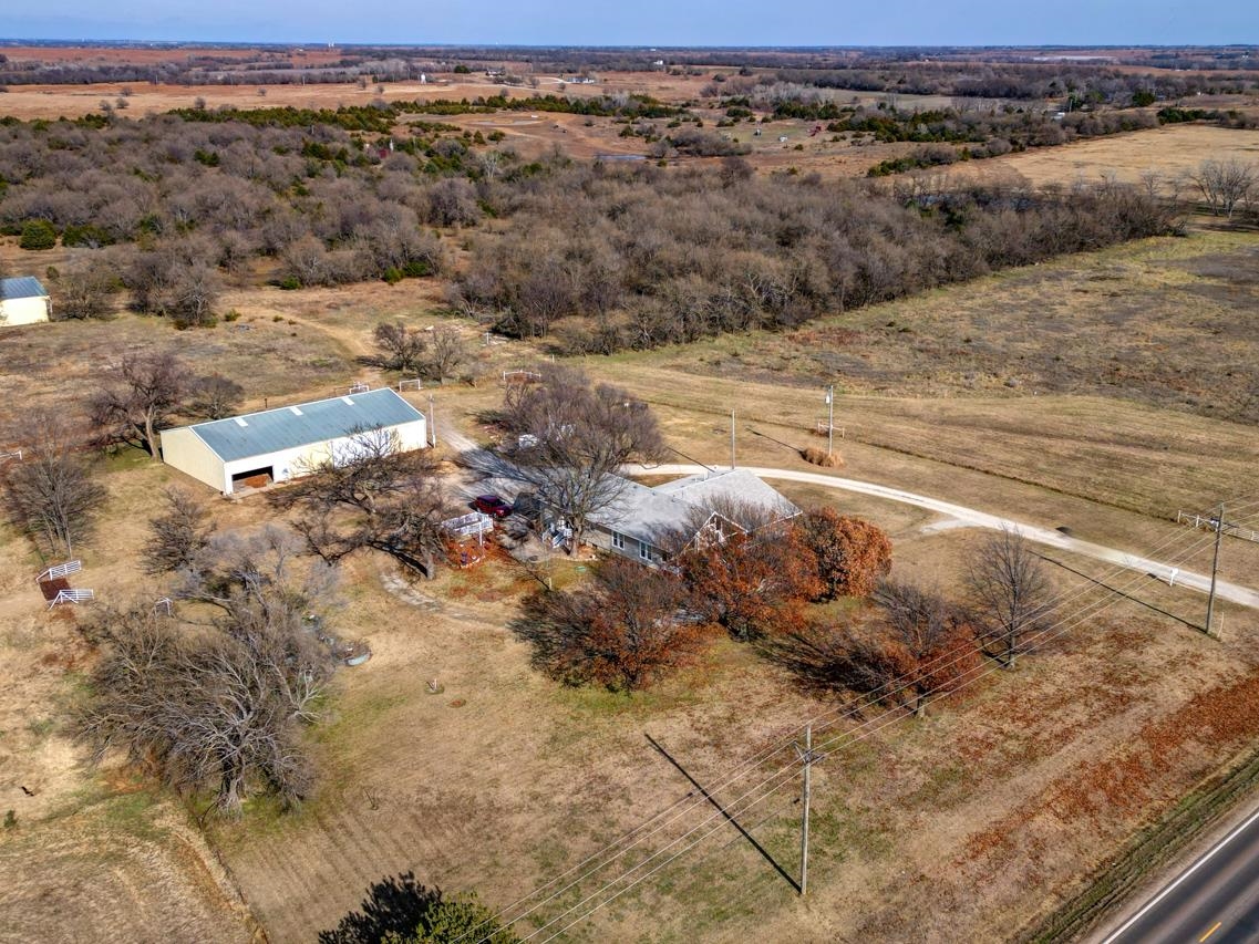 4622 E 9th Avenue Winfield KS 67156
