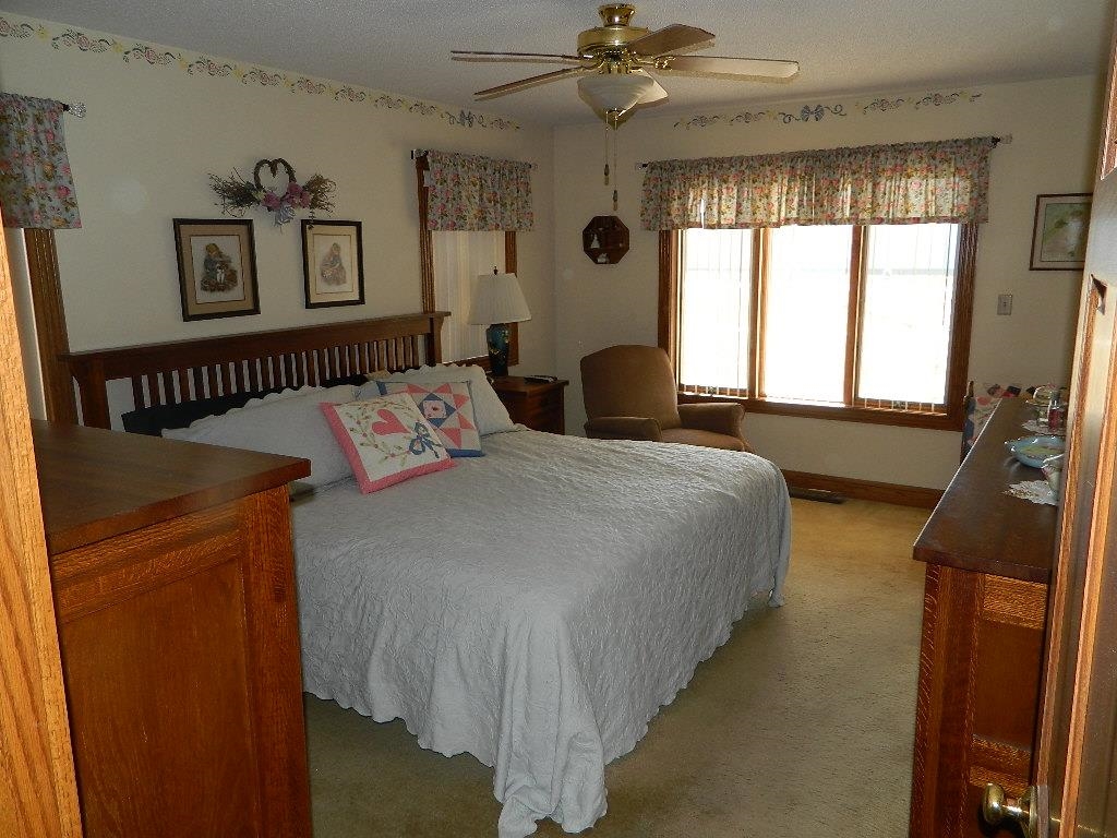 4622 E 9th Avenue Winfield KS 67156