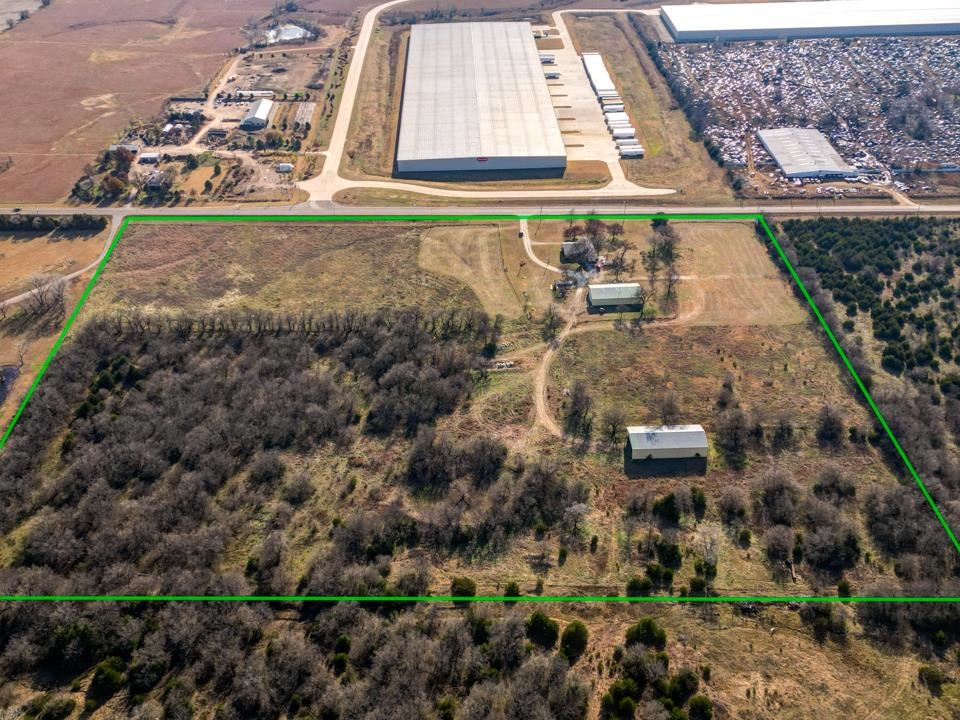 4622 E 9th Avenue Winfield KS 67156