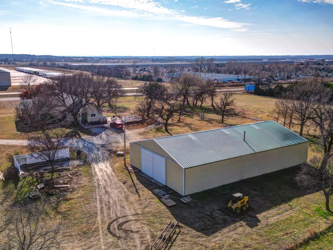 4622 E 9th Avenue Winfield KS 67156