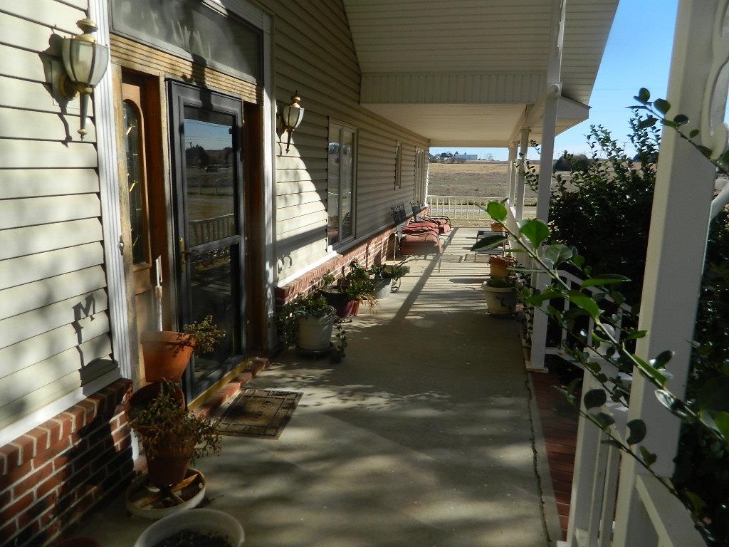 4622 E 9th Avenue Winfield KS 67156