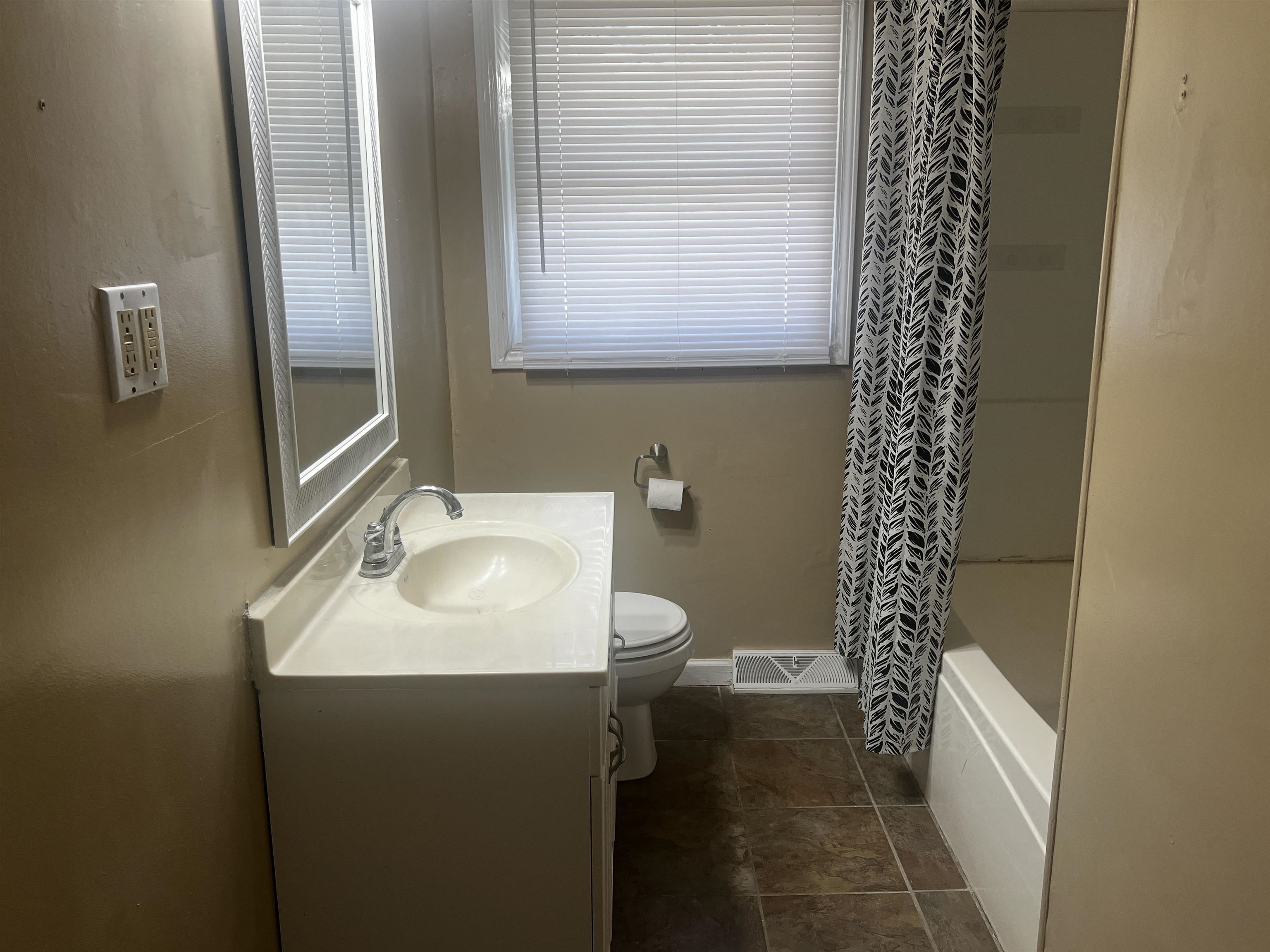 132 Random Road Arkansas City KS 67005