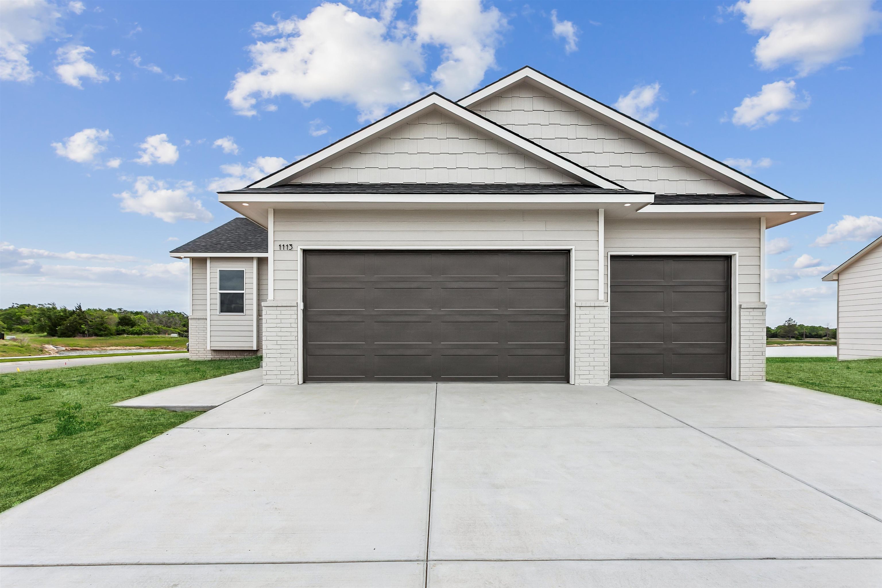 1113 W Trek Circle Goddard KS 67052