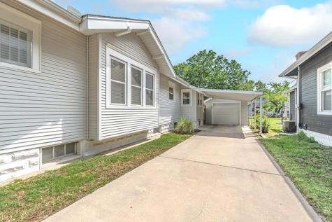 824 N Faulkner Wichita KS 67203