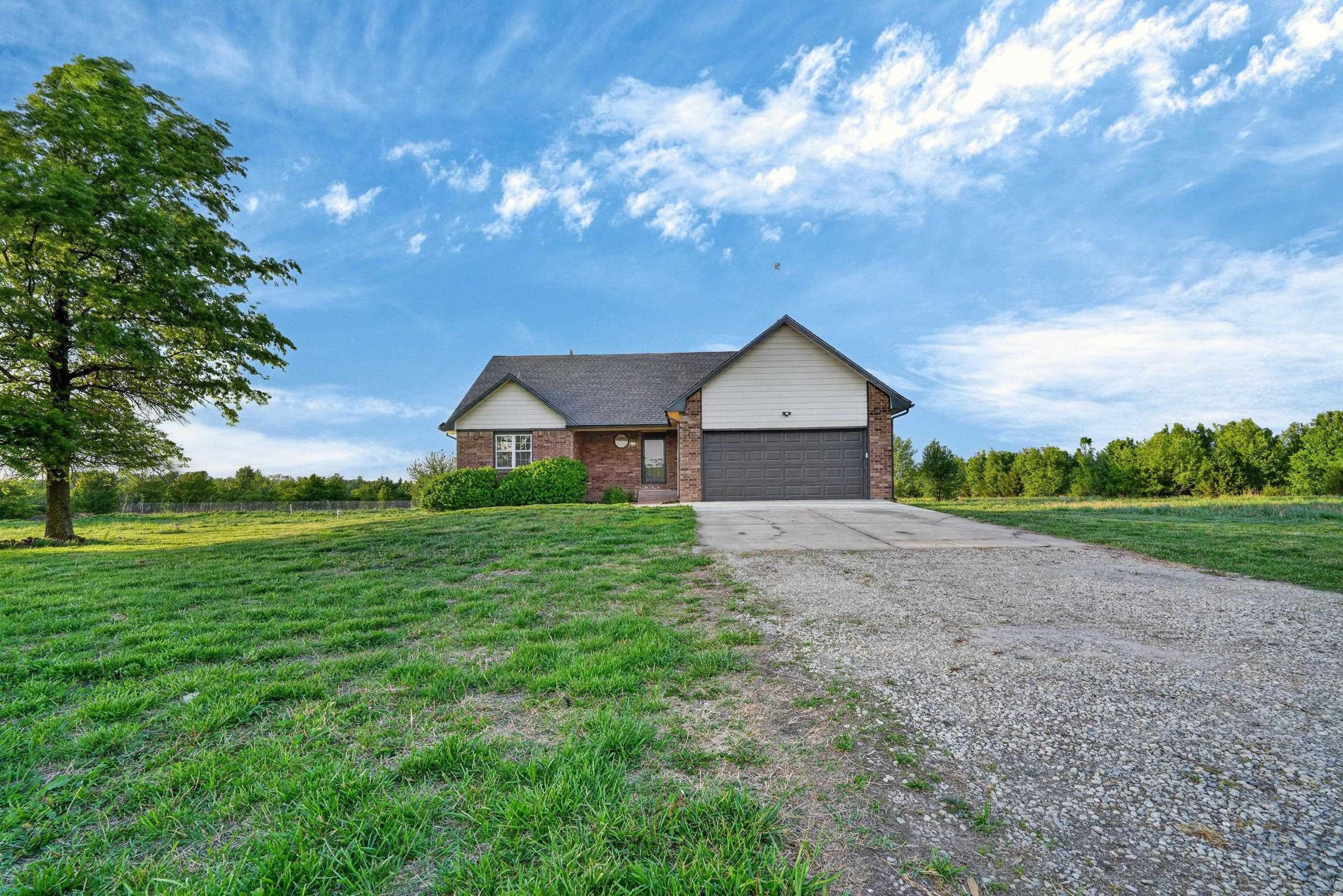 13610 E Deerfield Trail Derby KS 67037