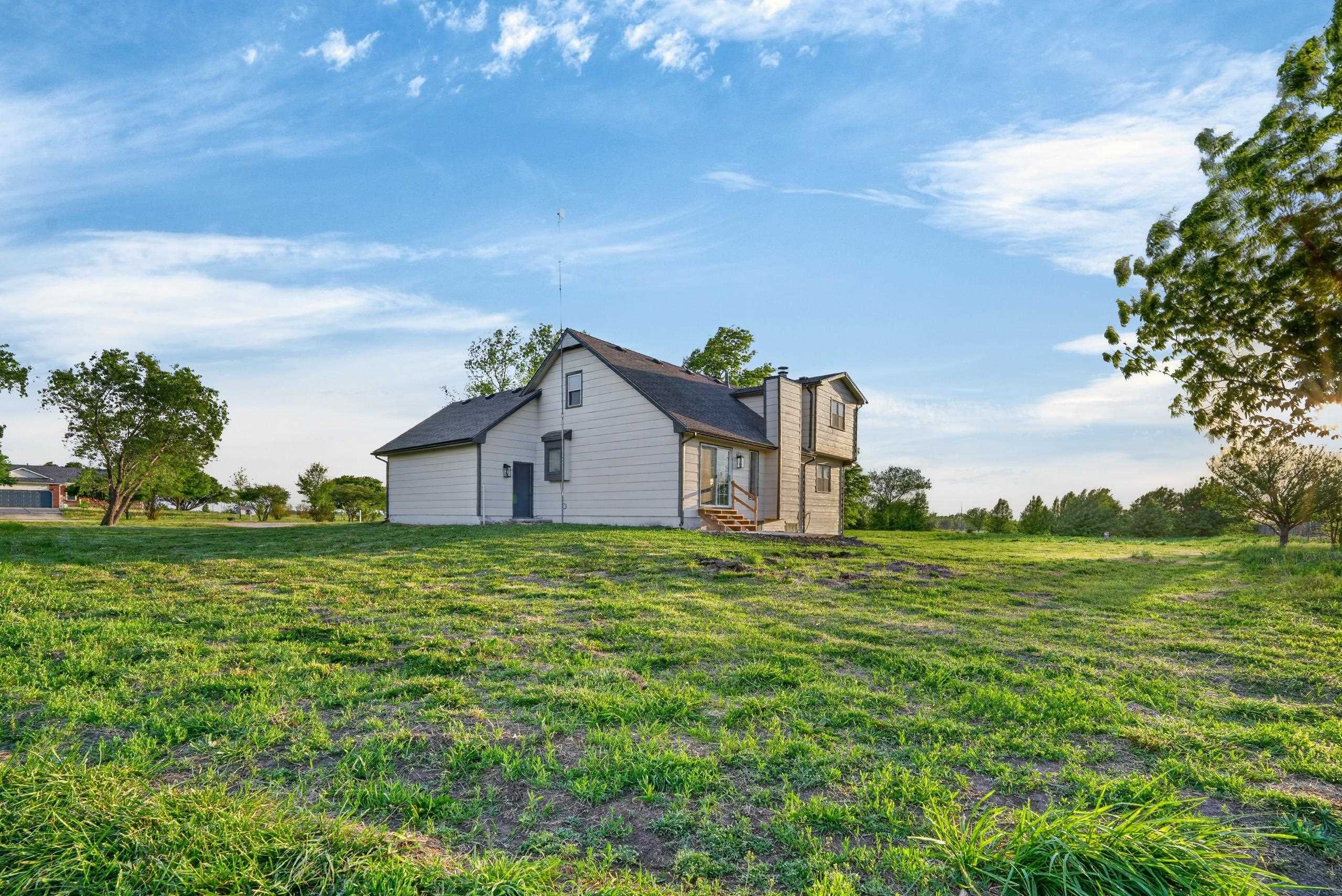 13610 E Deerfield Trail Derby KS 67037