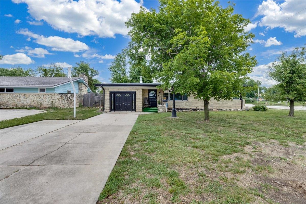 528 Sweezy Halstead KS 67056