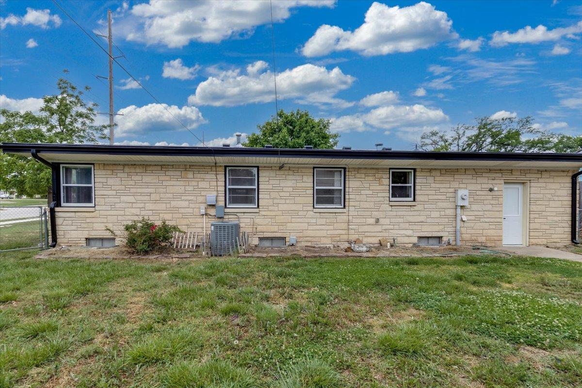528 Sweezy Halstead KS 67056