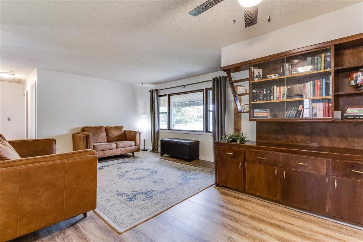 528 Sweezy Halstead KS 67056