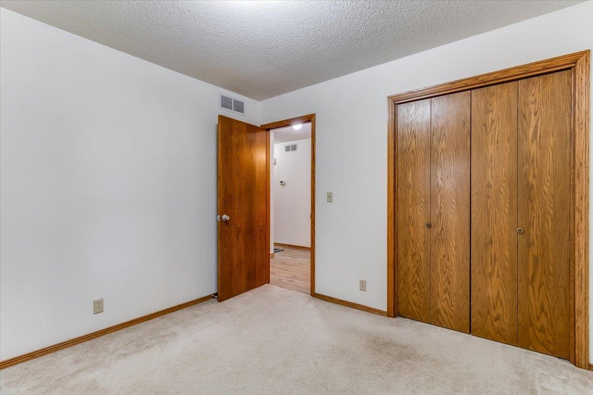 1559 N Covington Wichita KS 67212