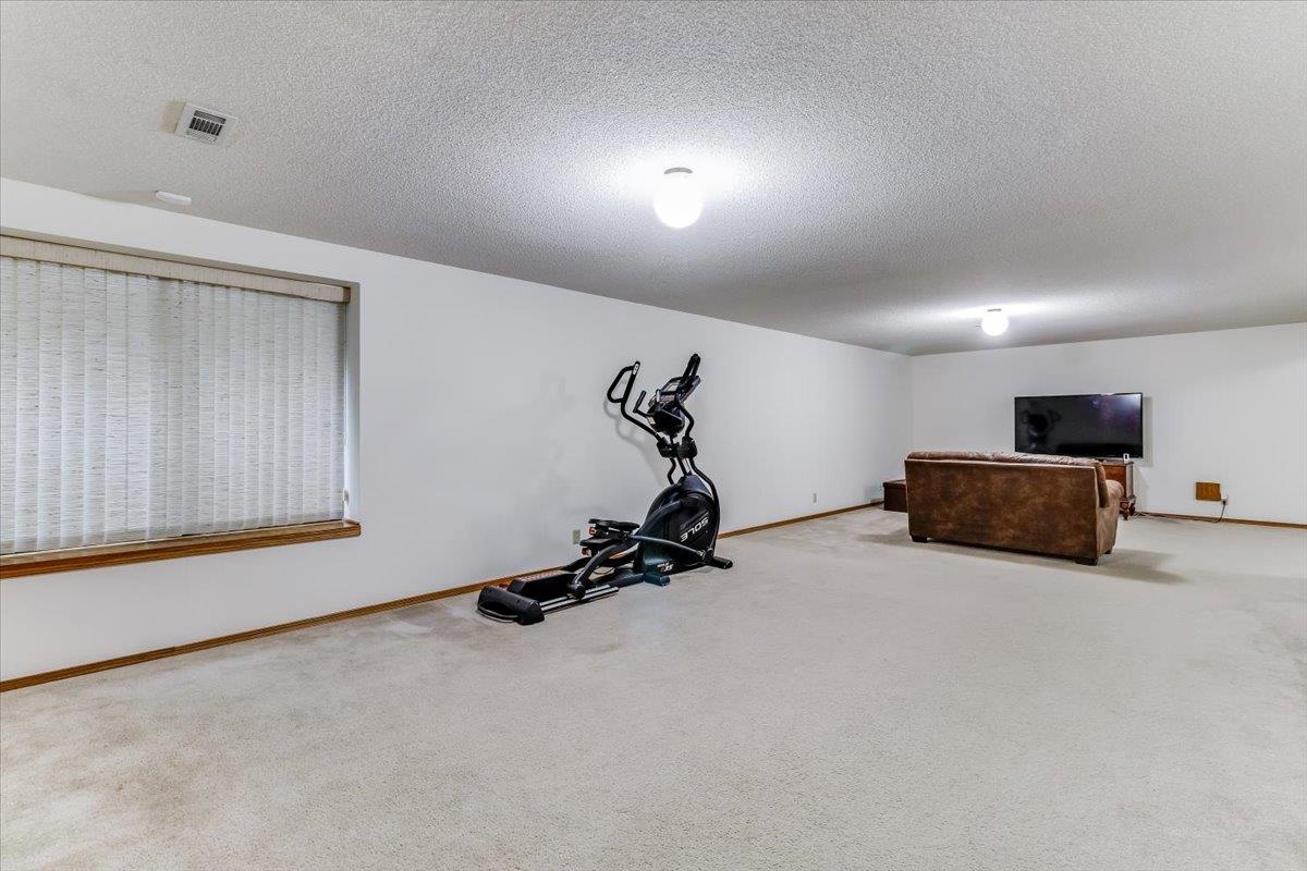 1559 N Covington Wichita KS 67212
