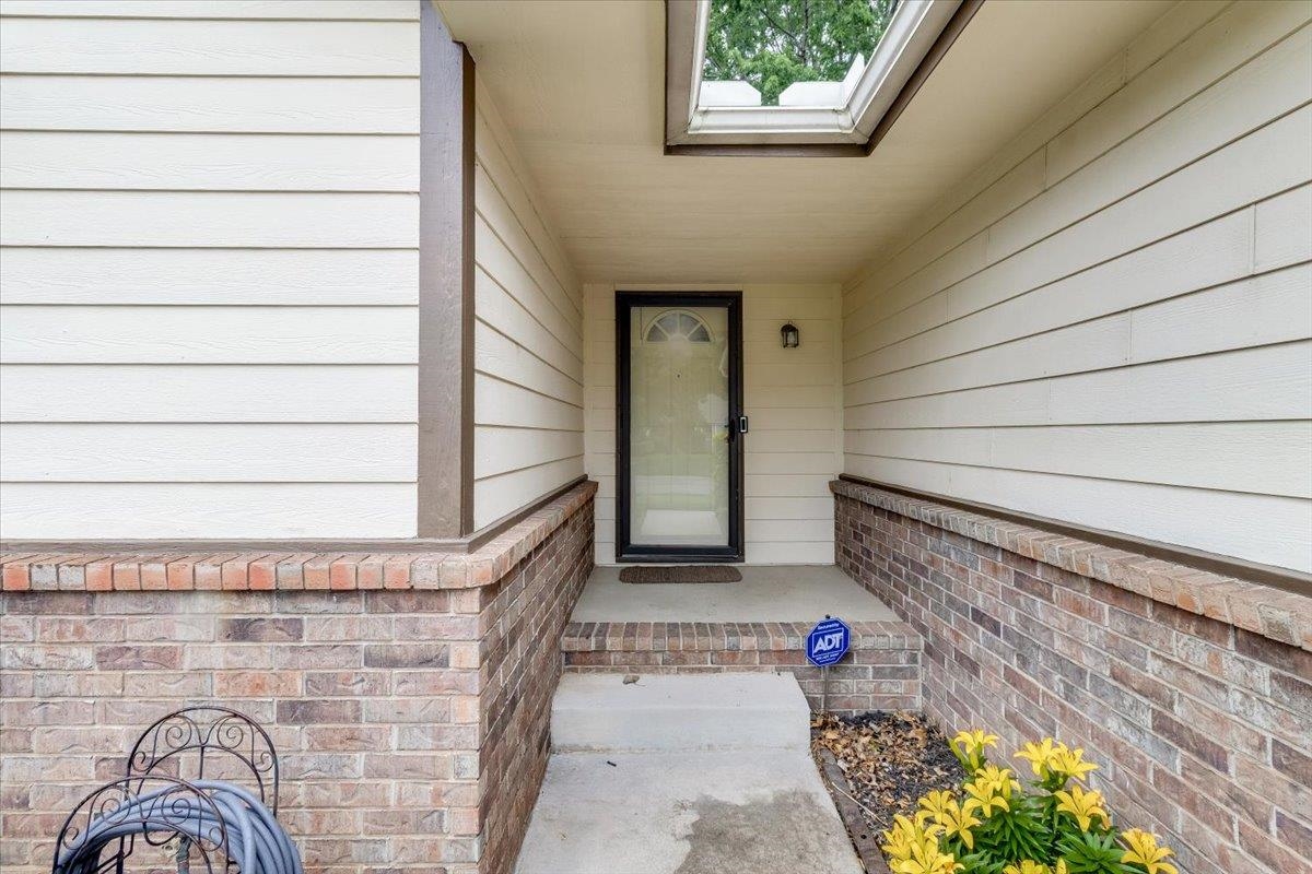 1559 N Covington Wichita KS 67212