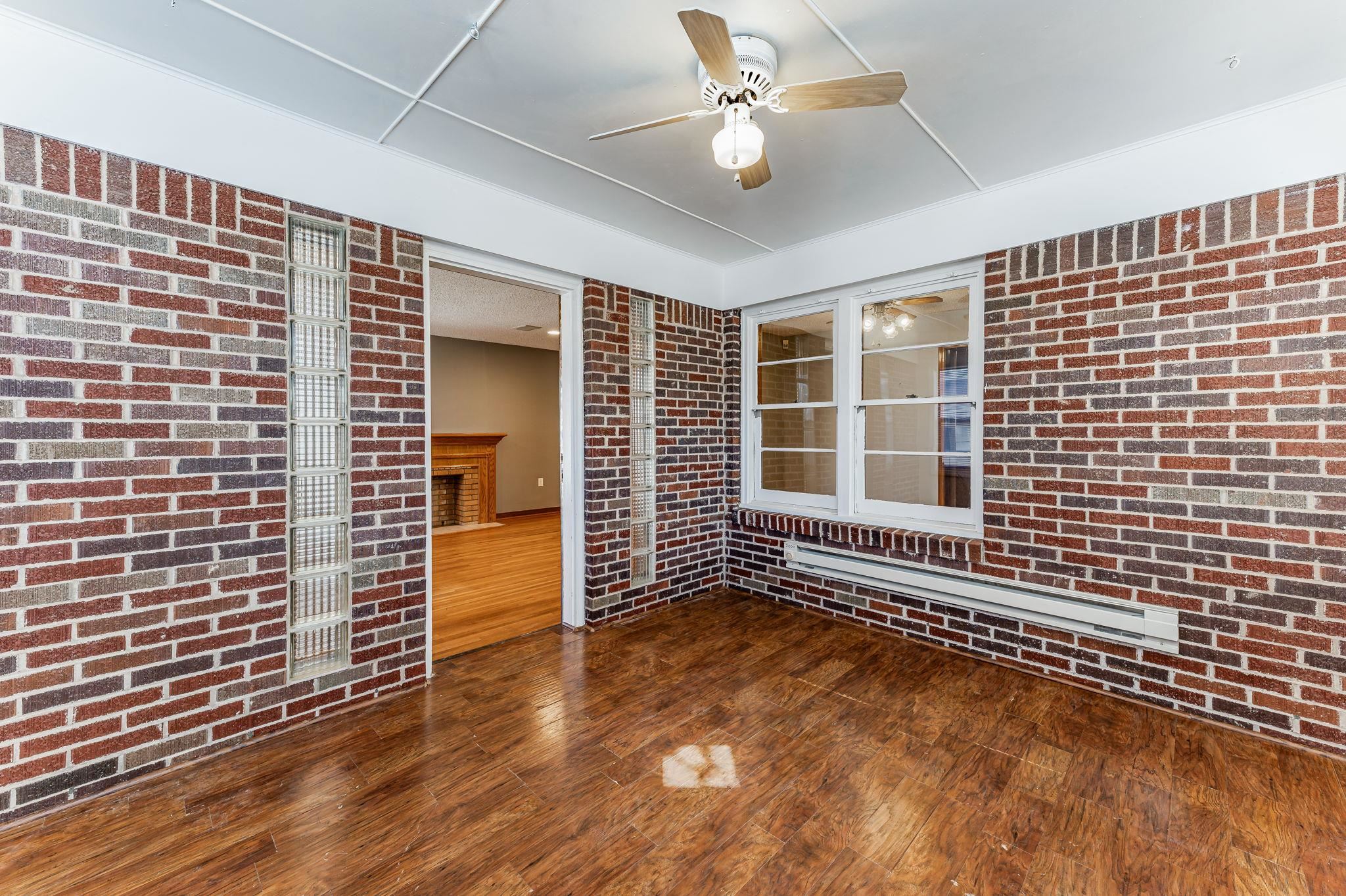 1624 N Perry Avenue Wichita KS 67203