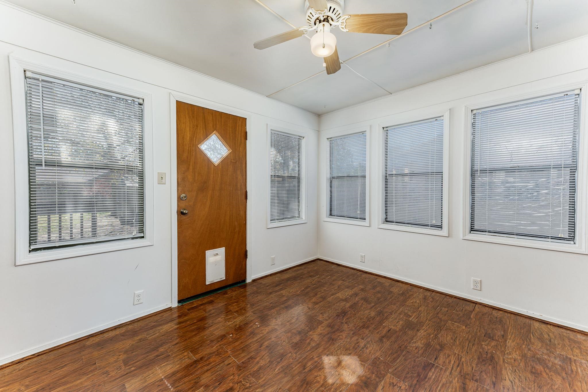 1624 N Perry Avenue Wichita KS 67203