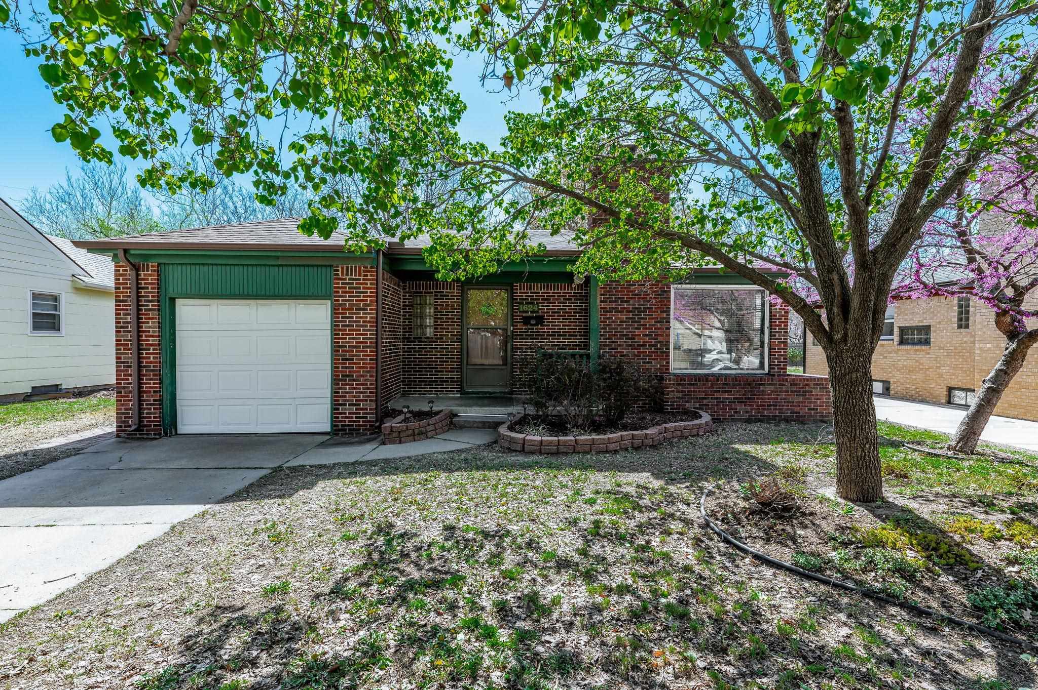 1624 N Perry Avenue Wichita KS 67203