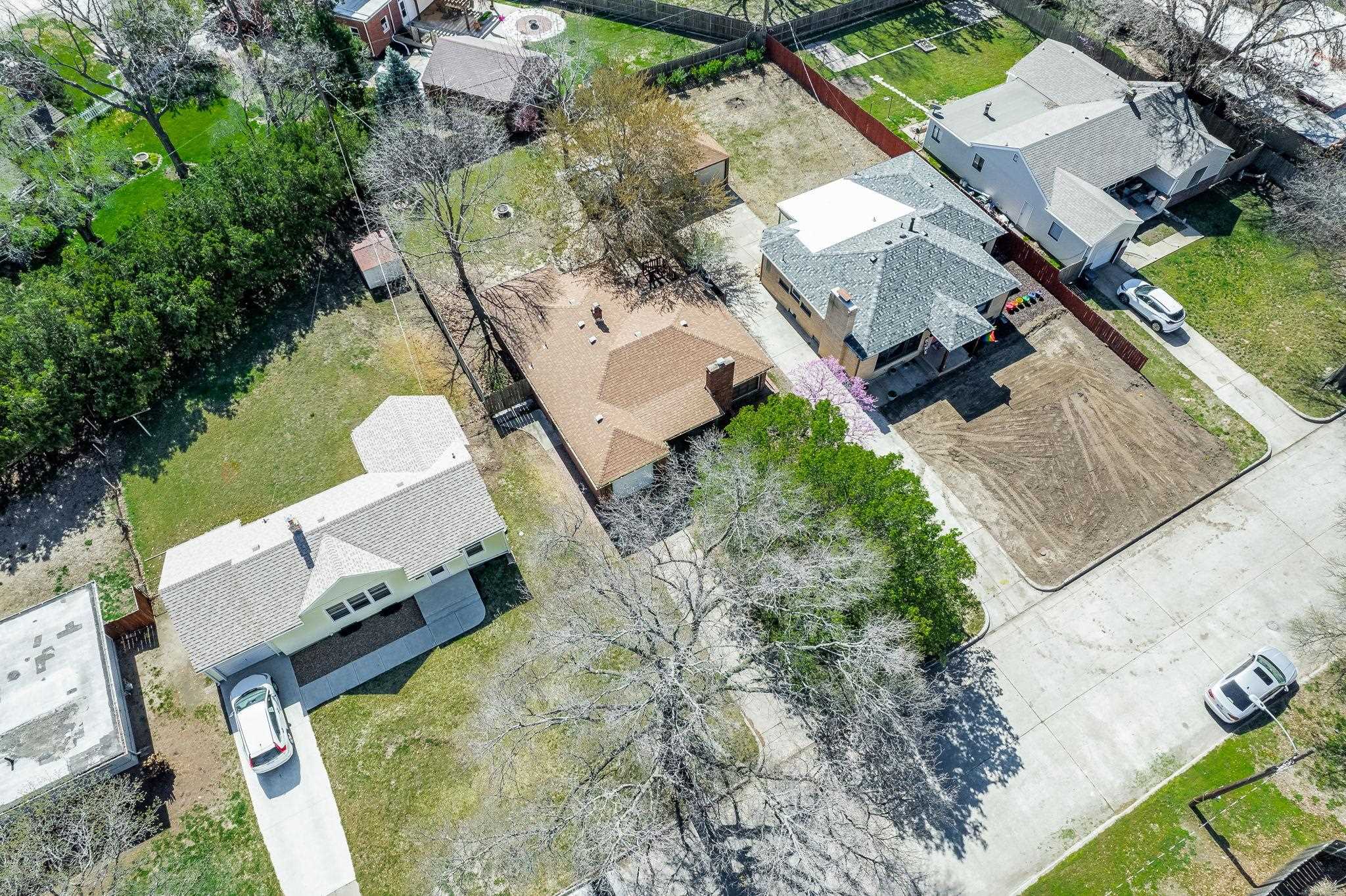 1624 N Perry Avenue Wichita KS 67203