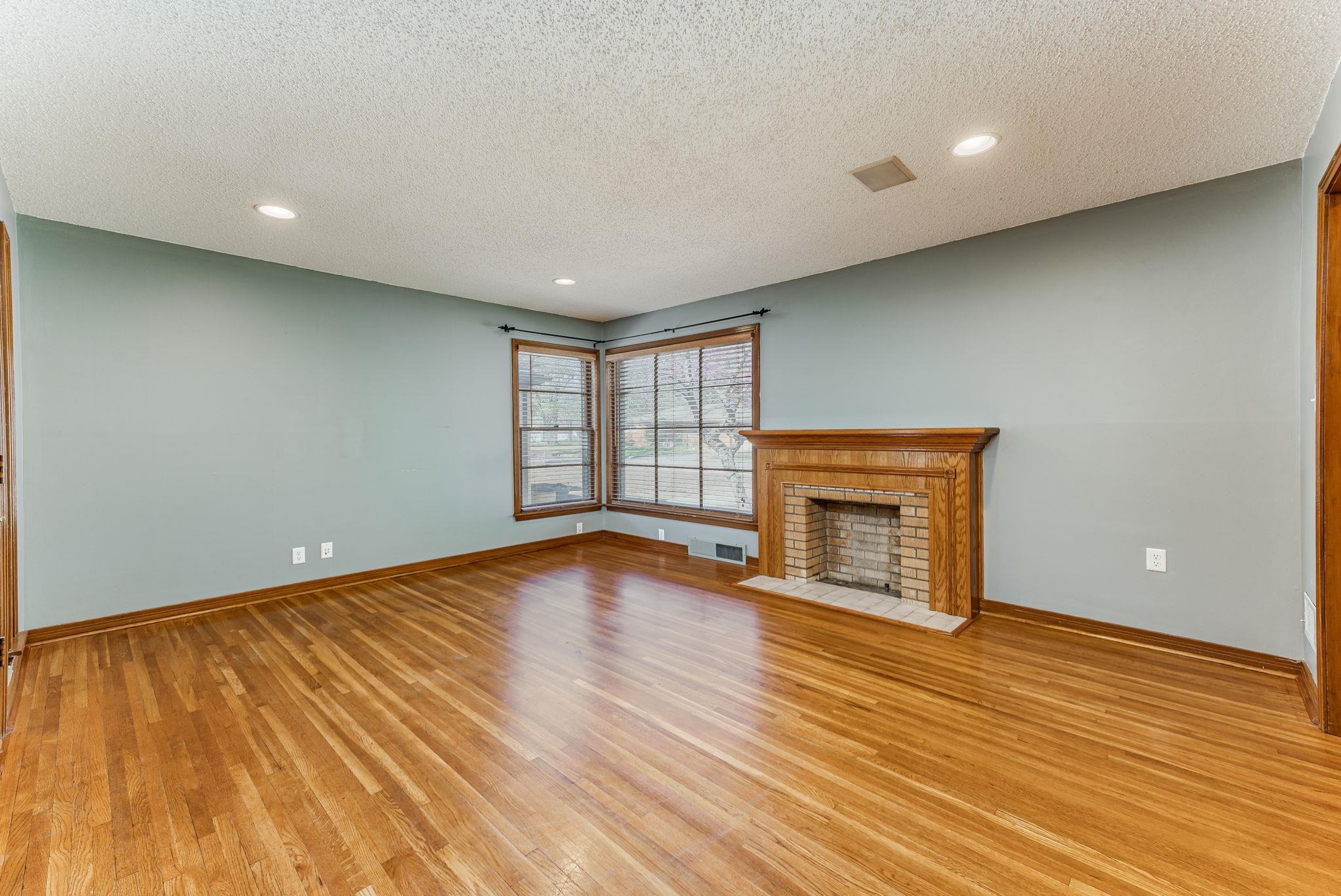 1624 N Perry Avenue Wichita KS 67203